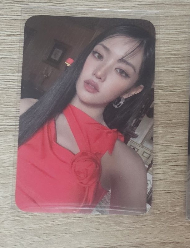 i-dle 妮lo 快閃小卡