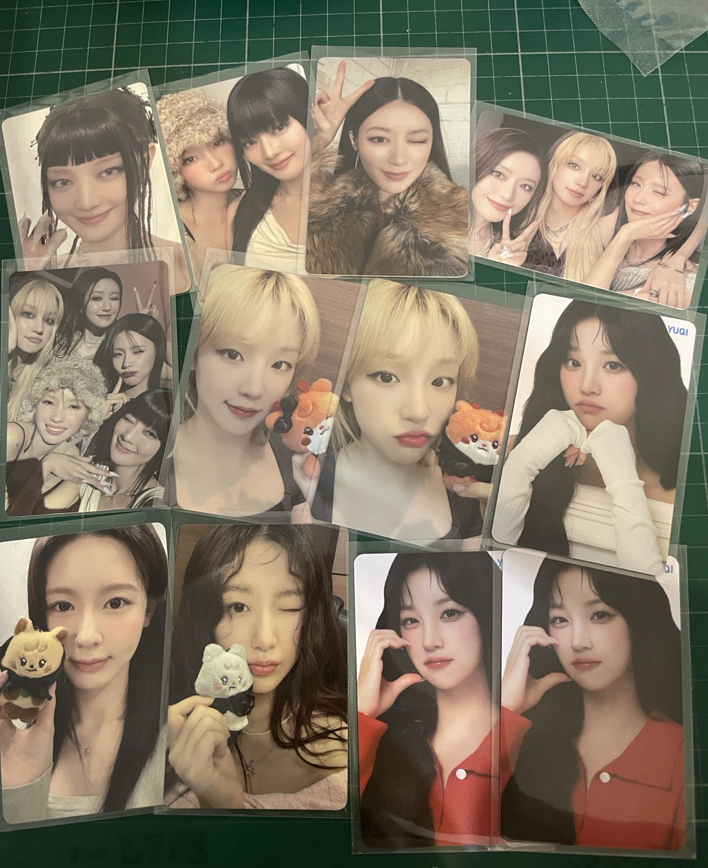 idle 盤出 雨琦吊飾娃+麵卡套+快閃店滿額小卡和隨機卡包卡 