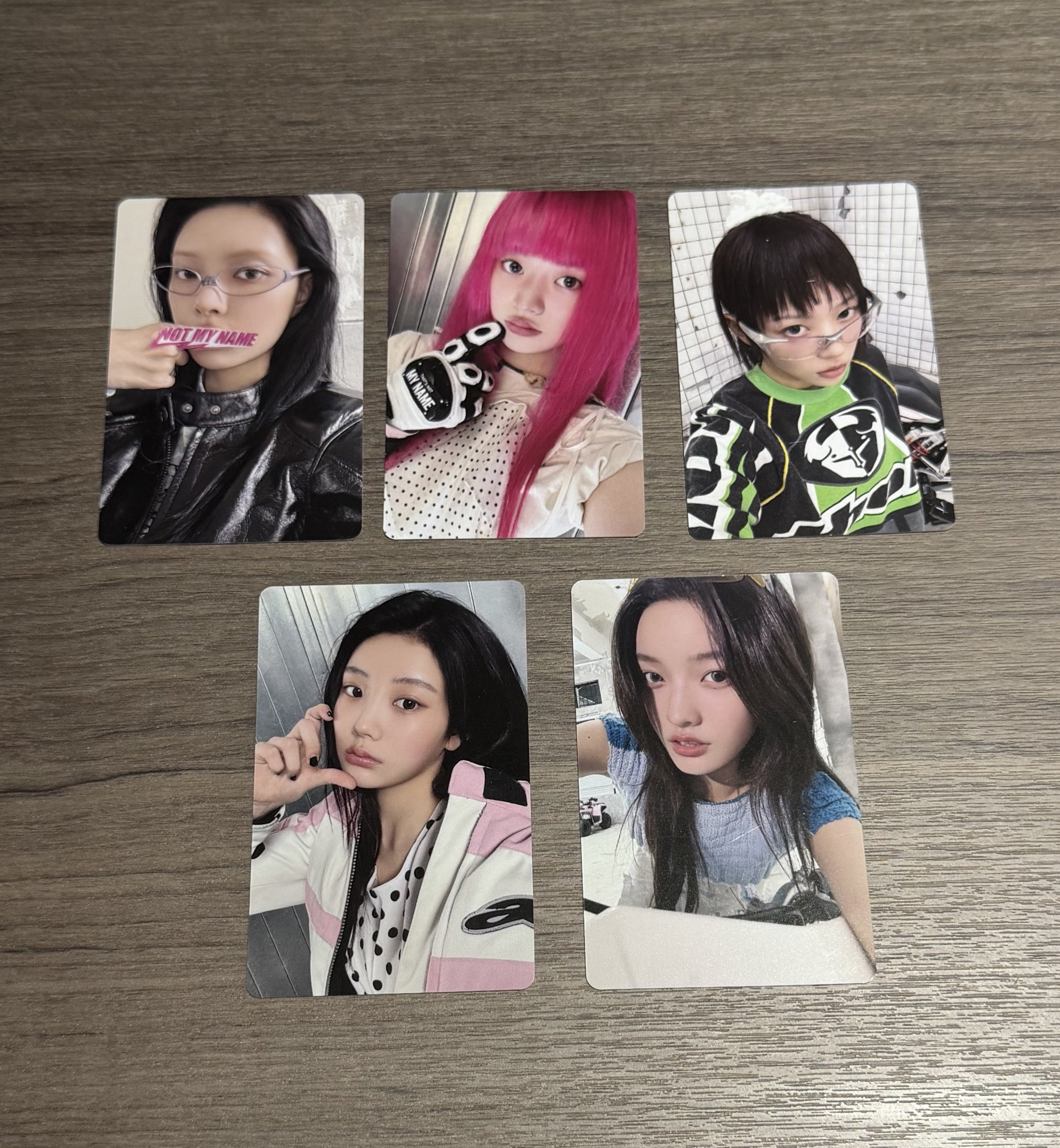 yzy 線上簽售2.0一套