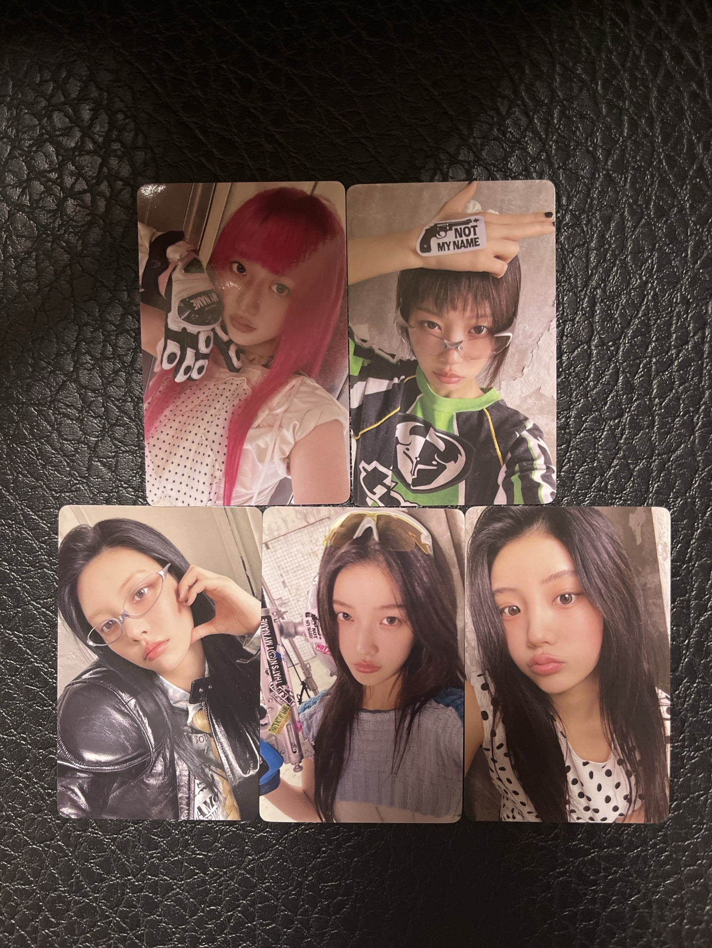 現貨 中文卡背 illit NOT CUTE ANYMORE yzy 線上5.0 簽售卡 