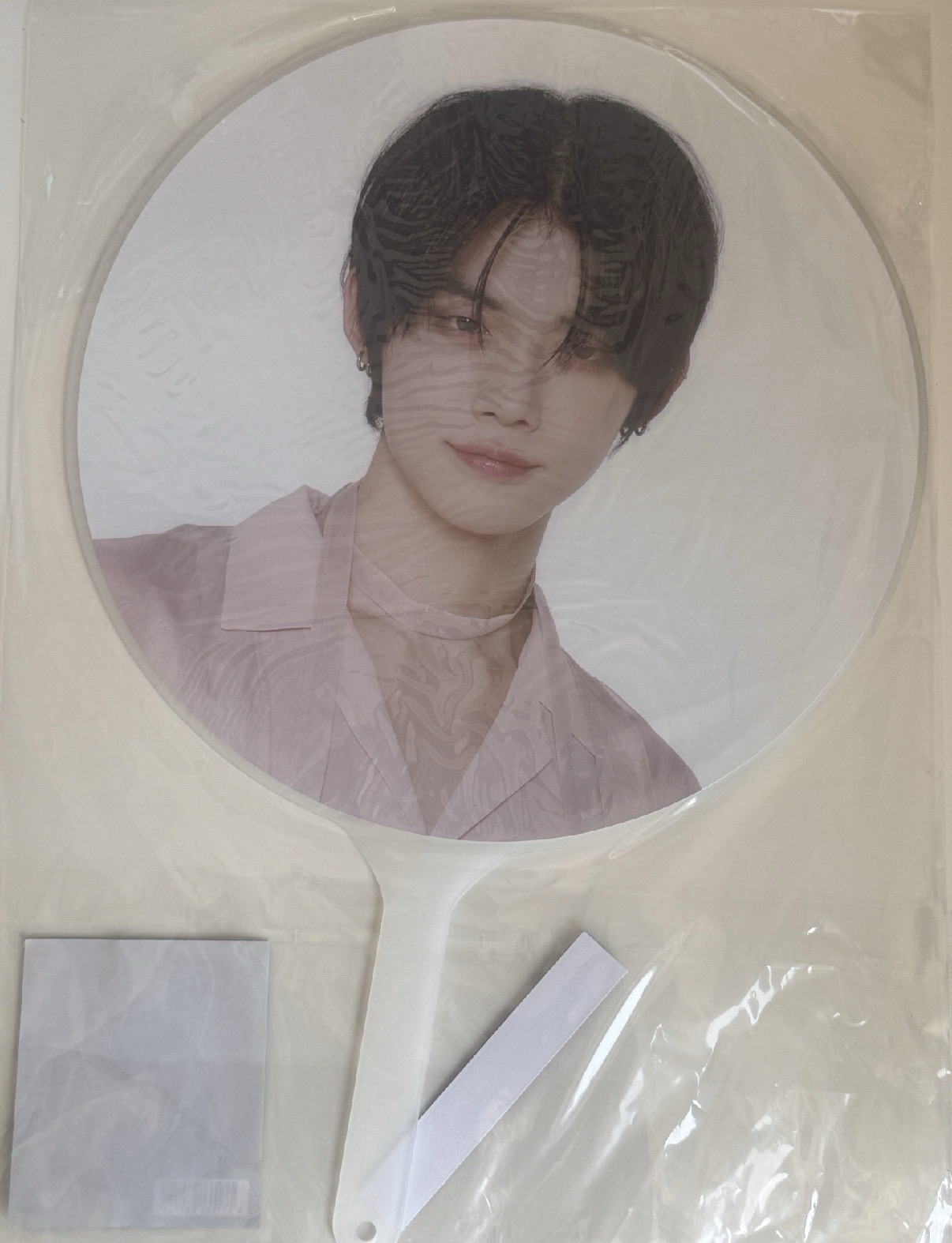 現貨 23巡迴 原袋🈶 粉衣竣王扇✨