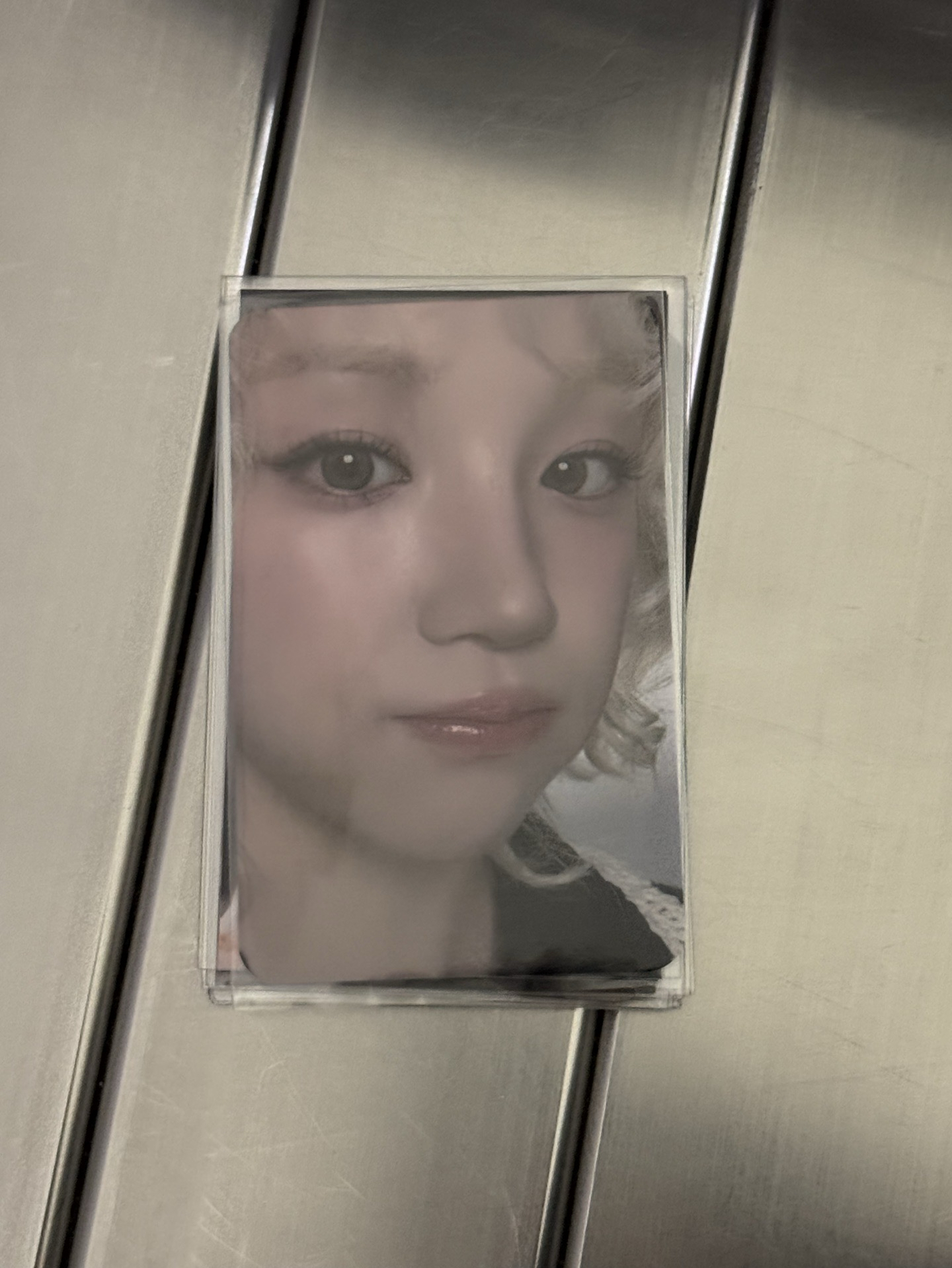 I-dle展覽 二輪滿額琦+隨機卡包娟 一組