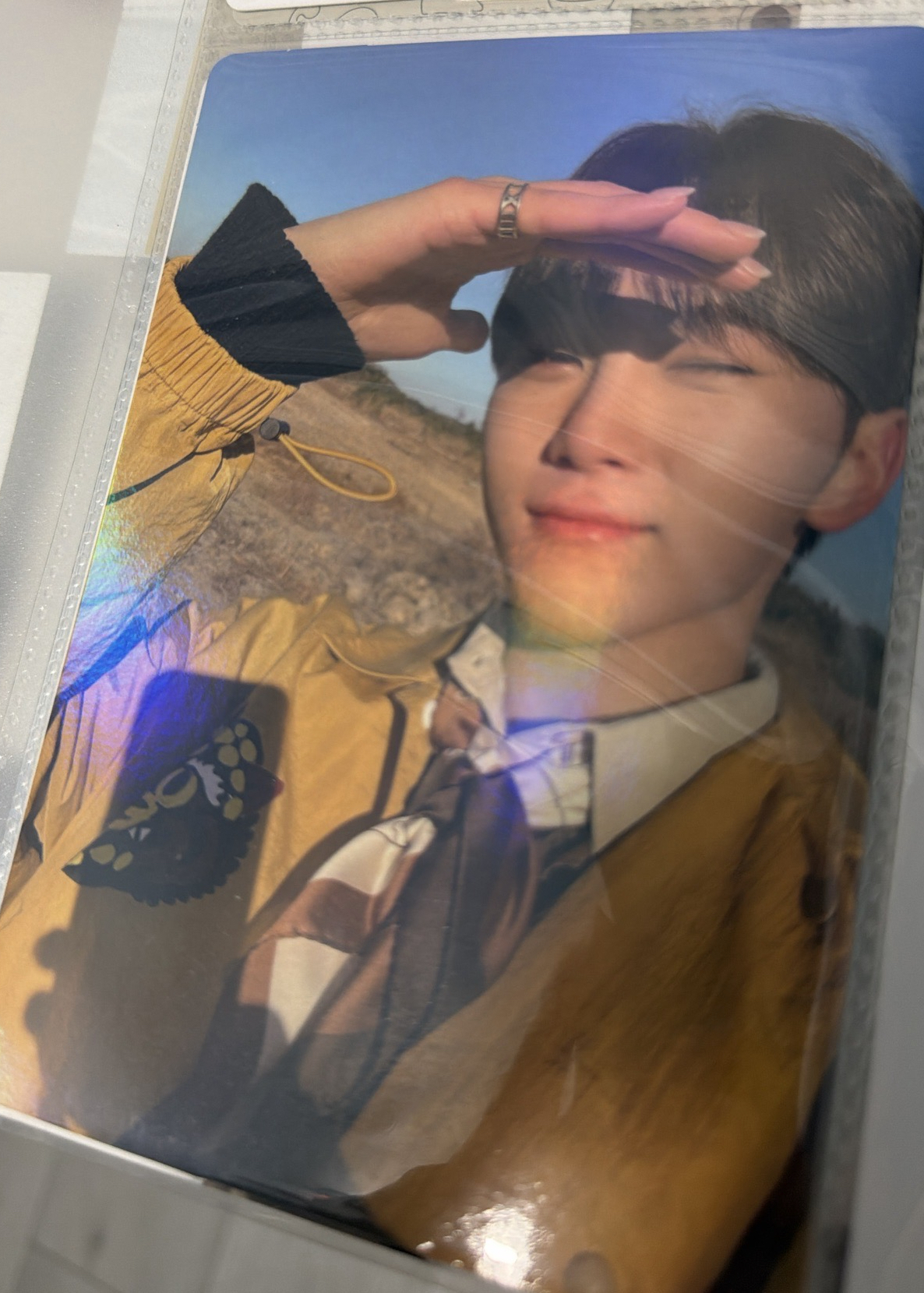 太陽很曬但指甲修一下啦寛