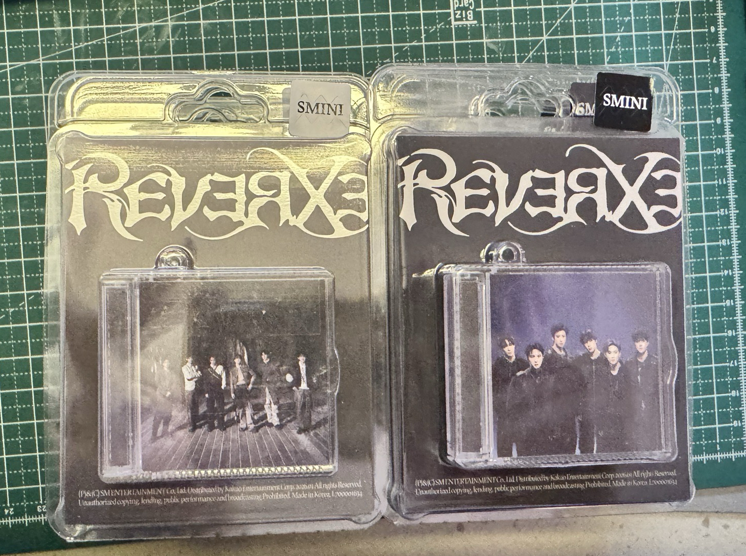 指定右邊SMINI黑貼紙款