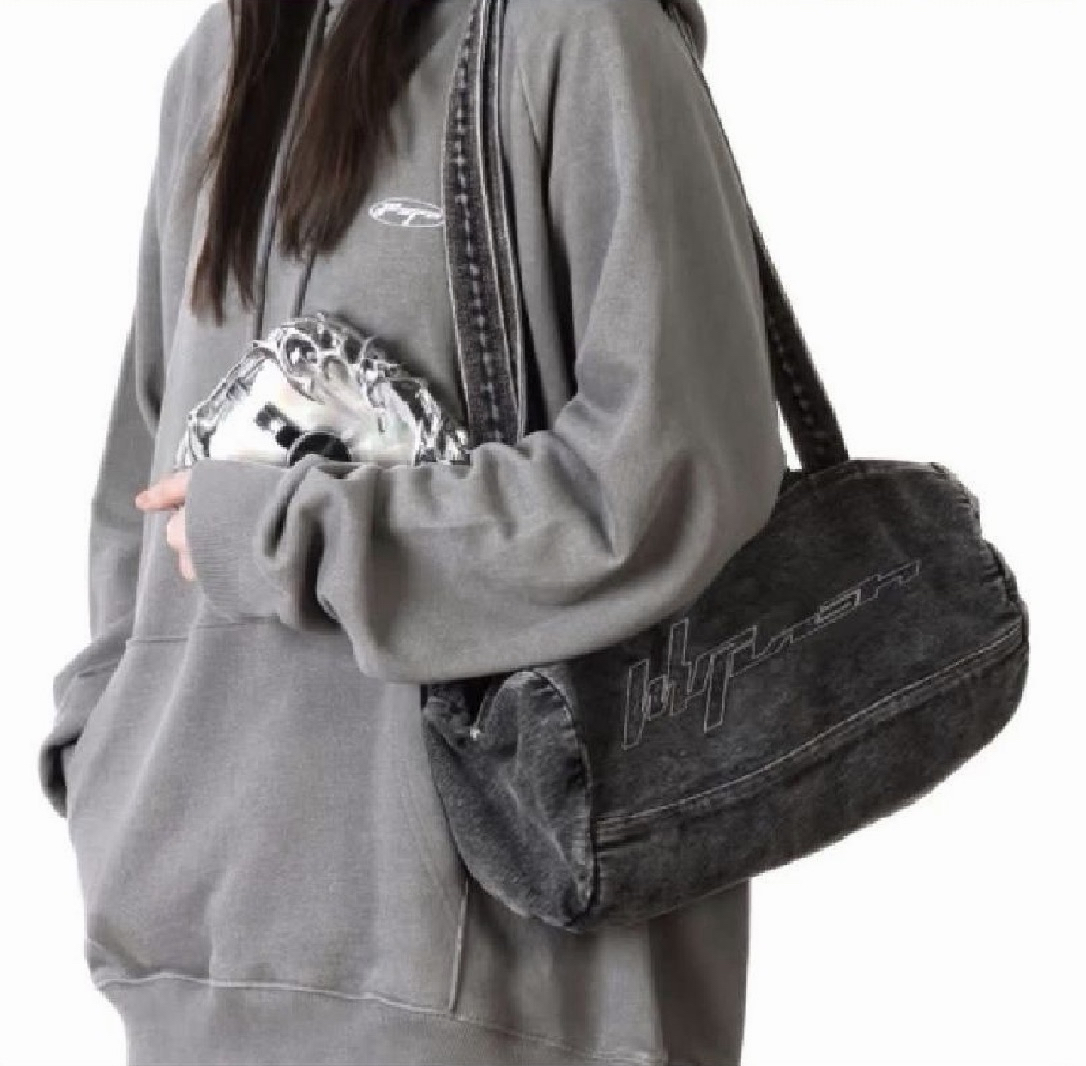 Aespa Whiplash單肩包 全新未拆