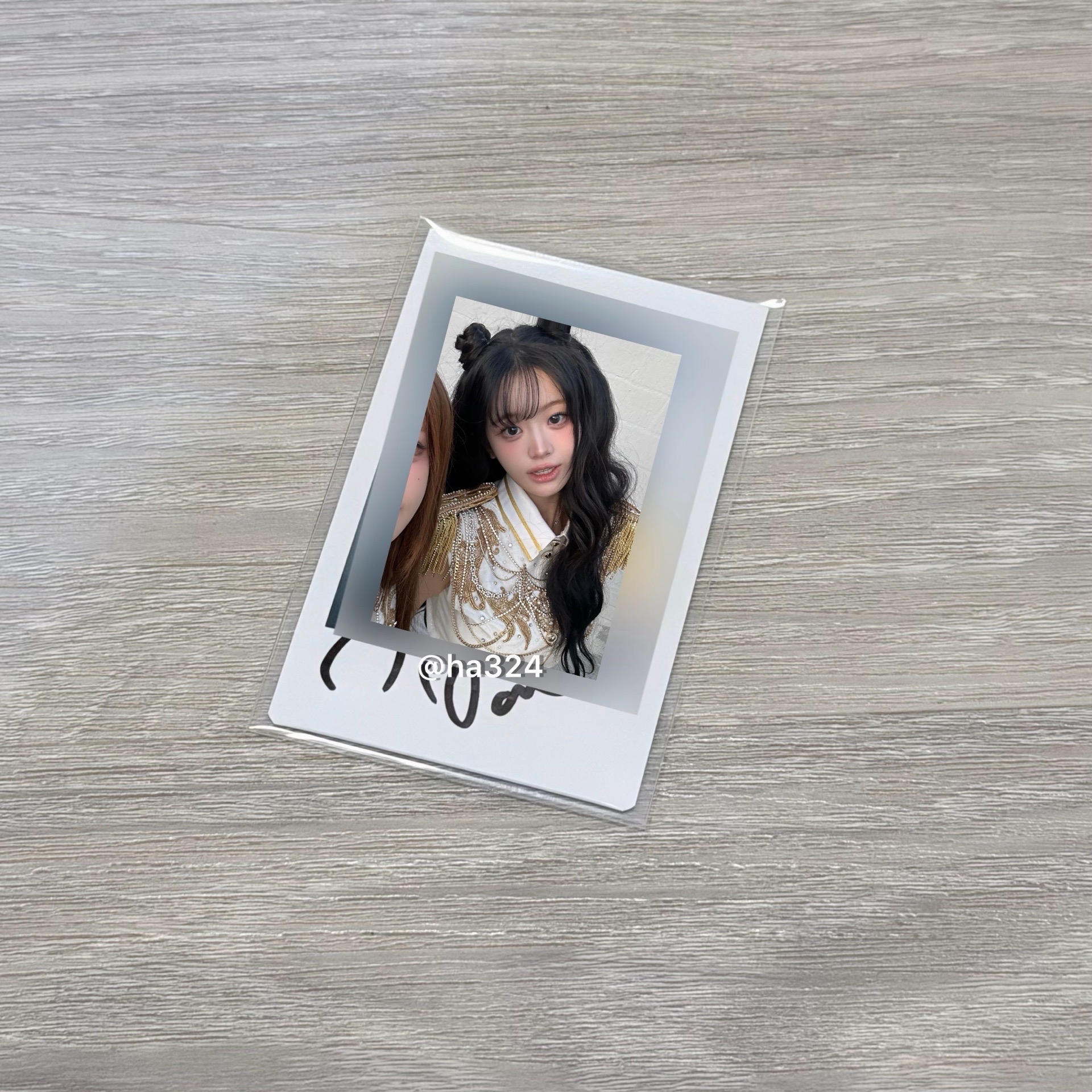 QWER 隨緣掛售 chodan未公開簽拍 軍服造型