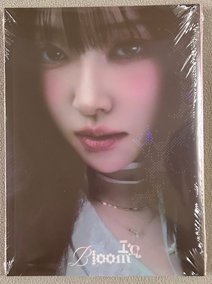 Yuju In Bloom普版 未拆