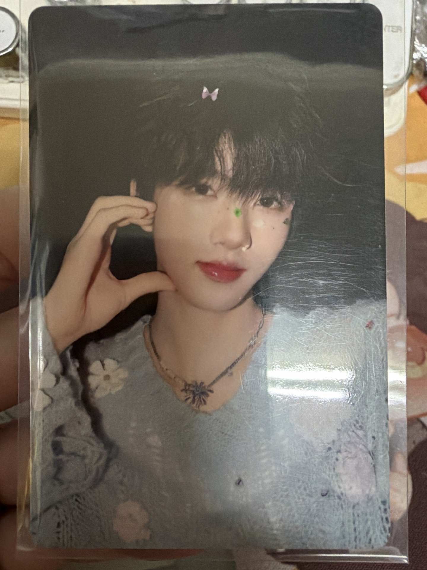 張函瑞肆意少年比心小卡