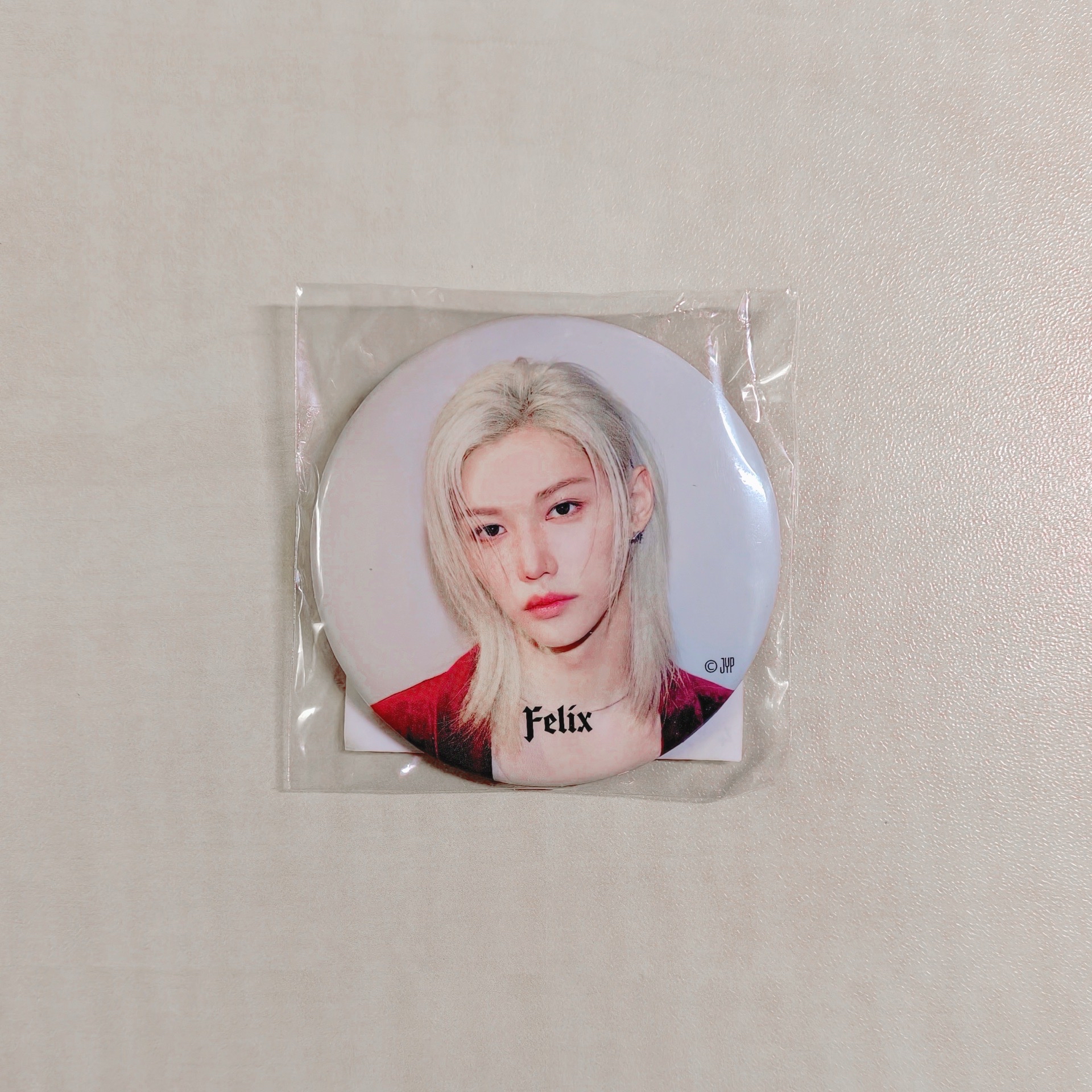 世巡日本場週徽章FELIX