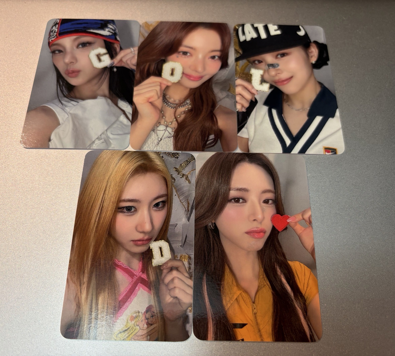 ITZY 官方 GOLD 快閃店 滿額卡 小卡