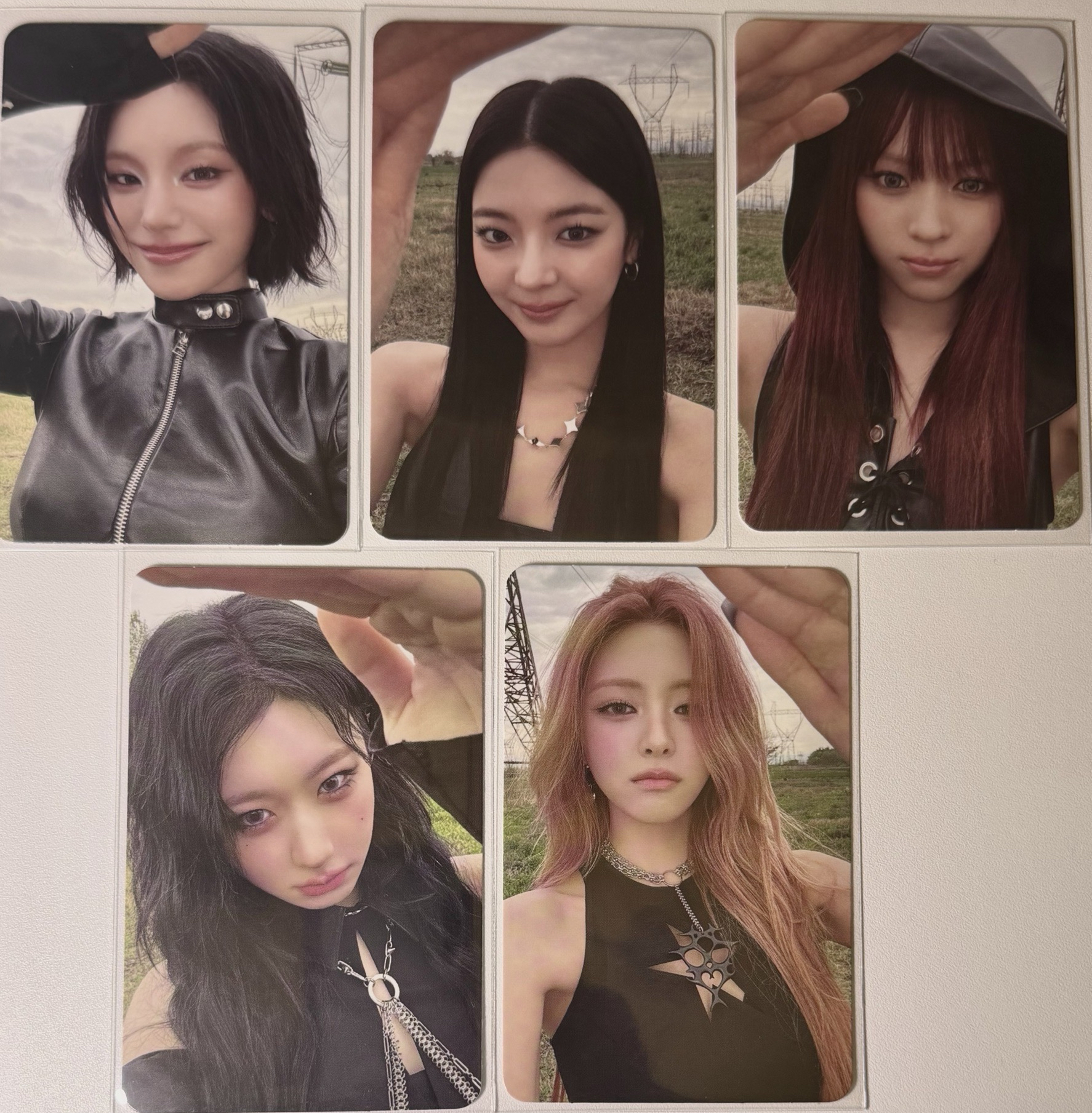 Itzy GWBG 預購禮一套