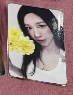 很白亮的花花太