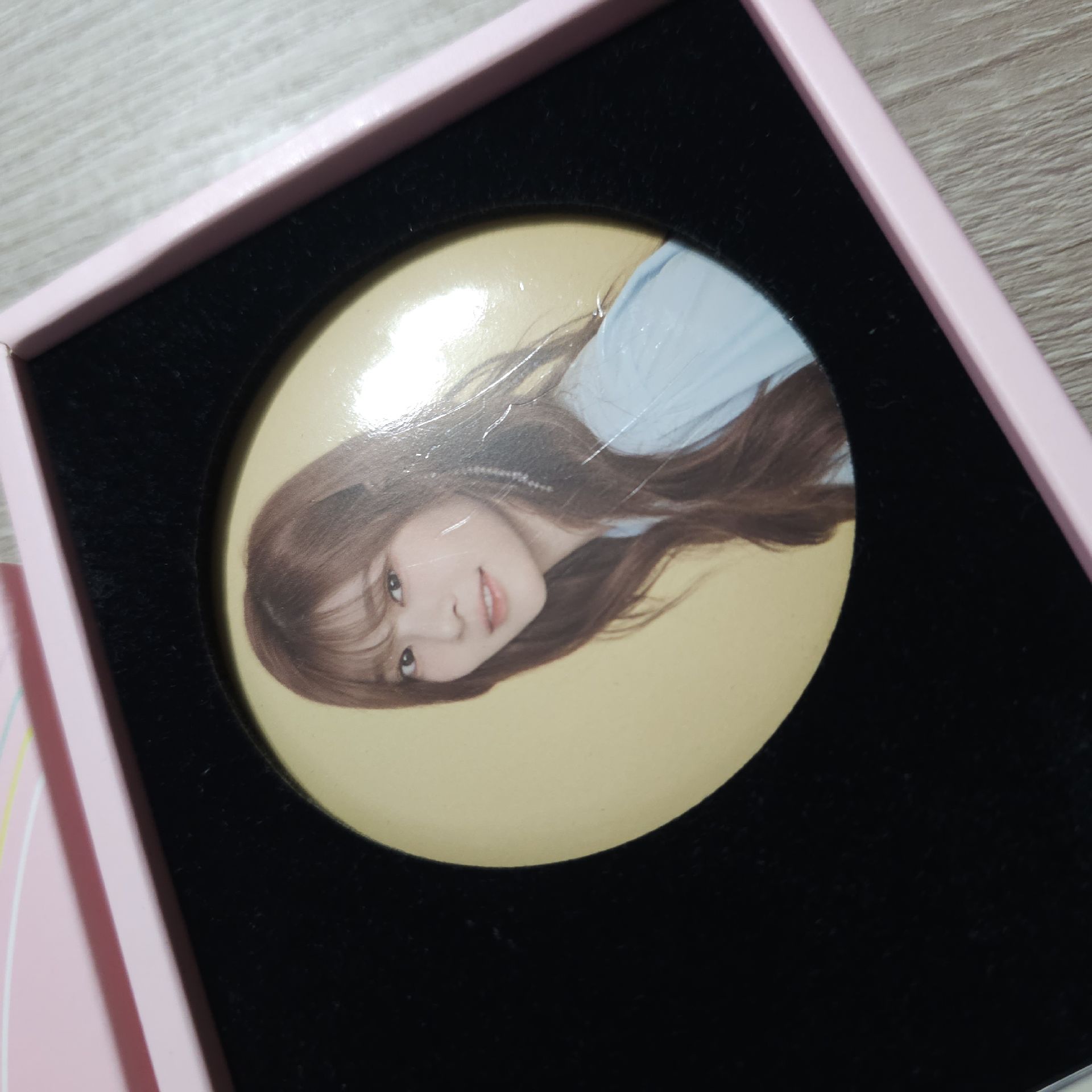 IZ*ONE一巡官方周邊 金珉周徽章組