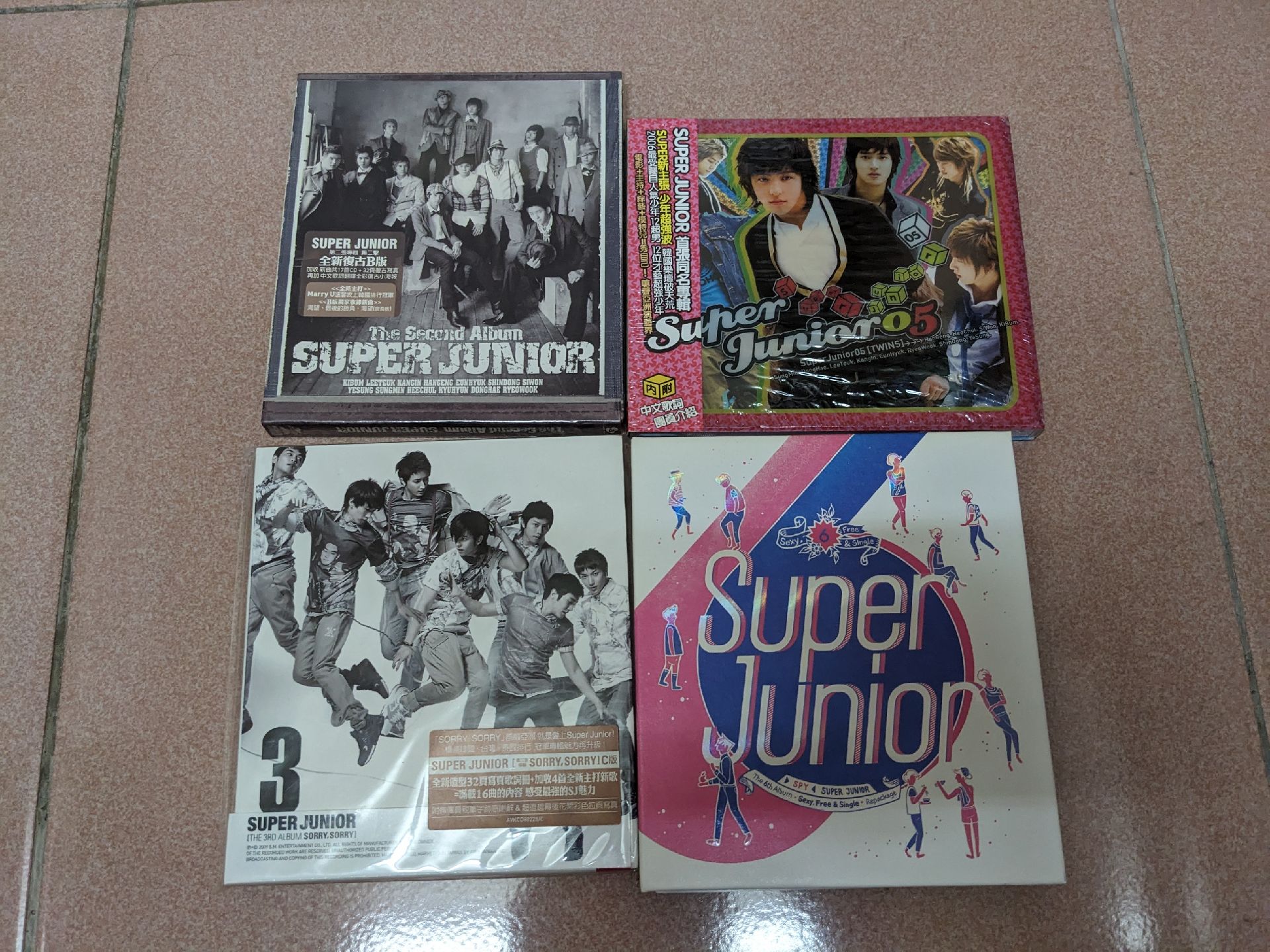 SJ早期專輯4張