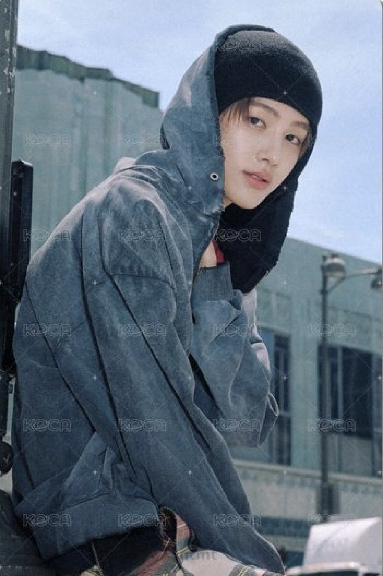 頌缽需綁兩張卡