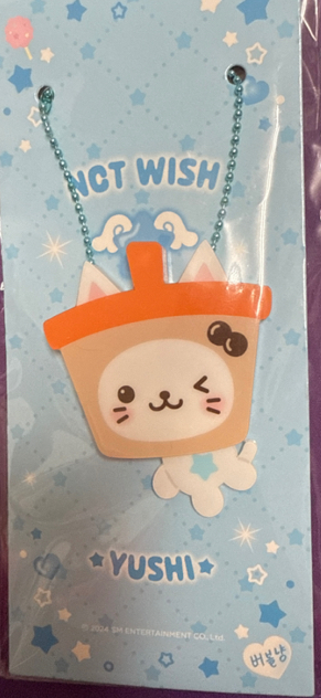 勇志奶茶貓吊飾