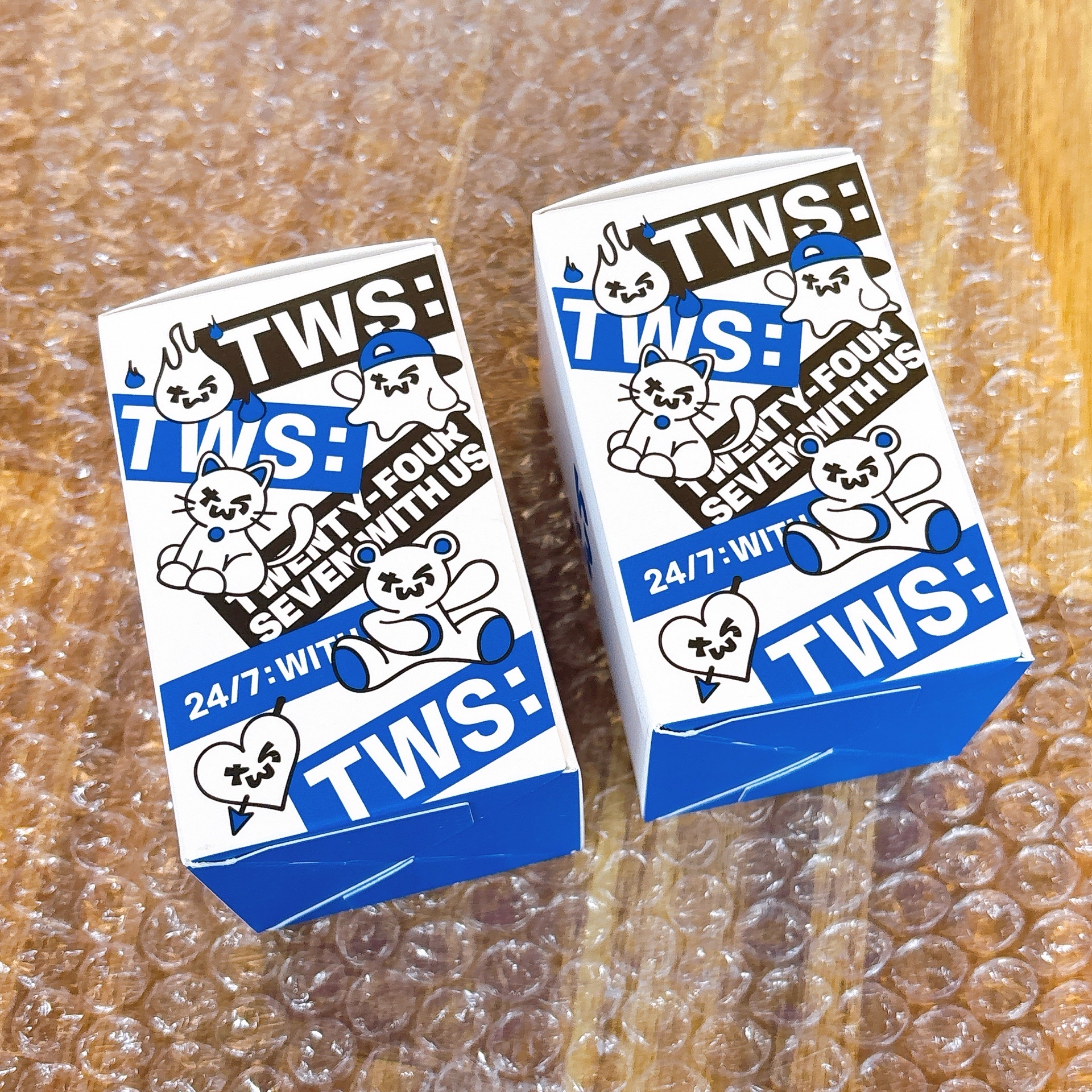 TWS 愛心娃+小手燈