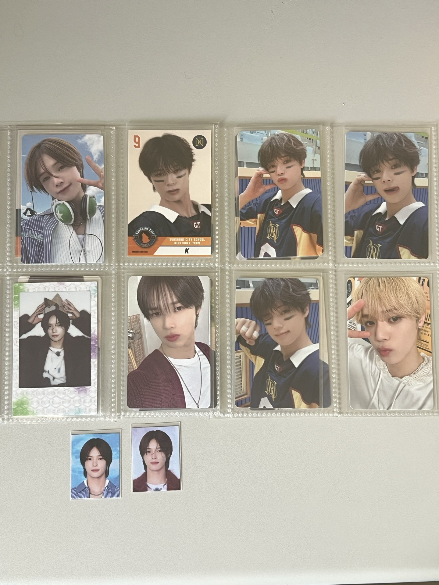 k盤 三圖35張小卡2張證件照