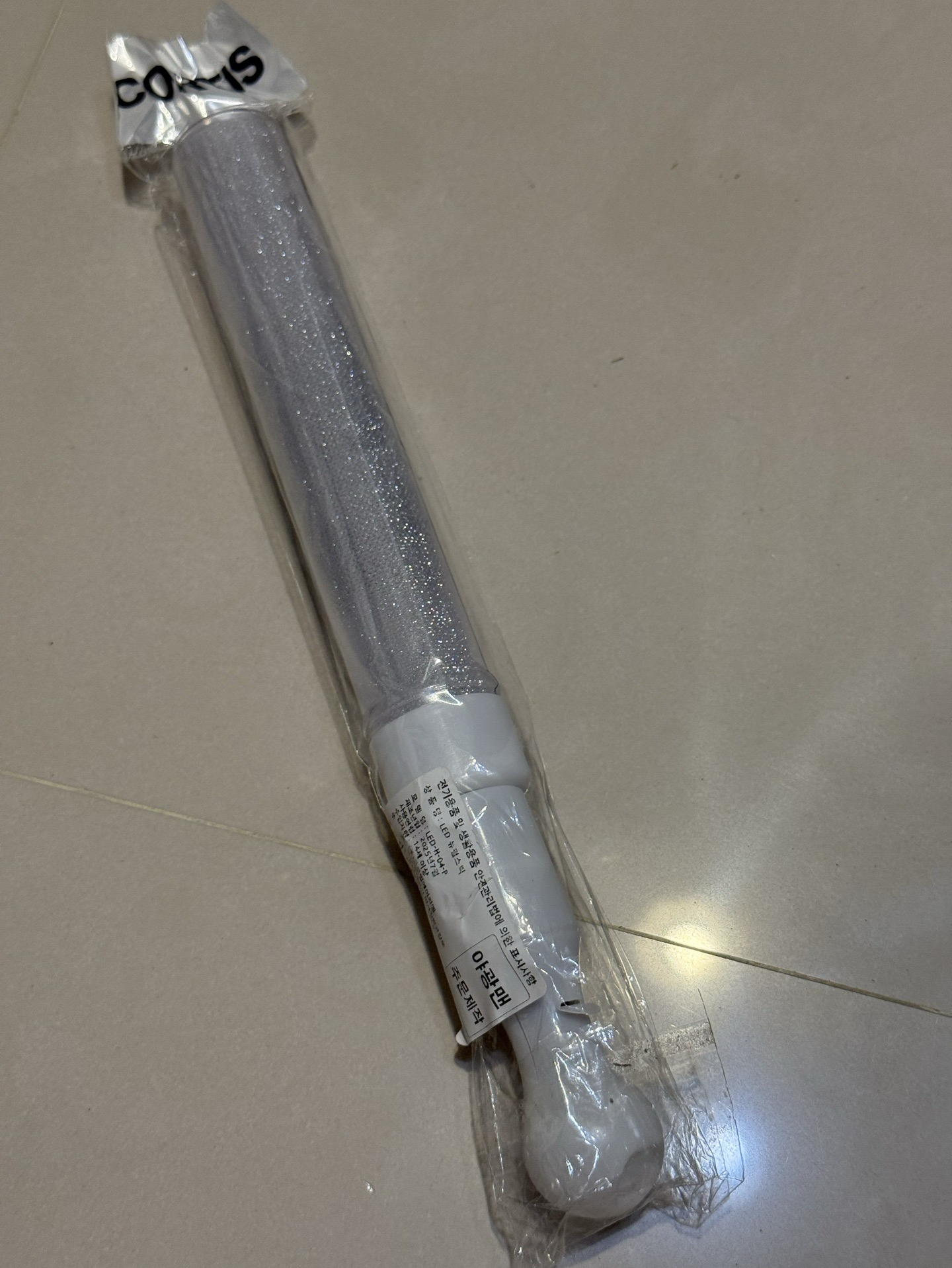 cortis 出道逆應援手燈