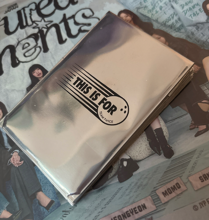 標價五張 TWICE 新國立未拆滿額卡