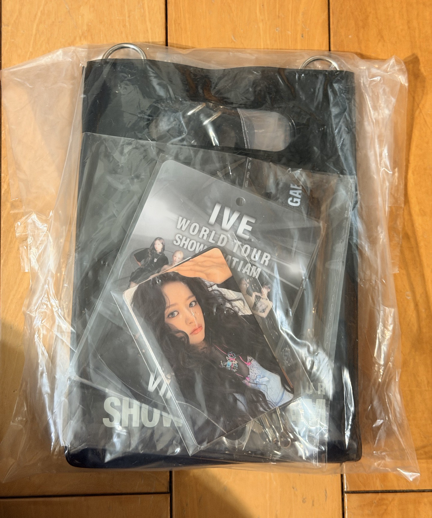 IVE 大阪 vip 入場禮 全新未拆