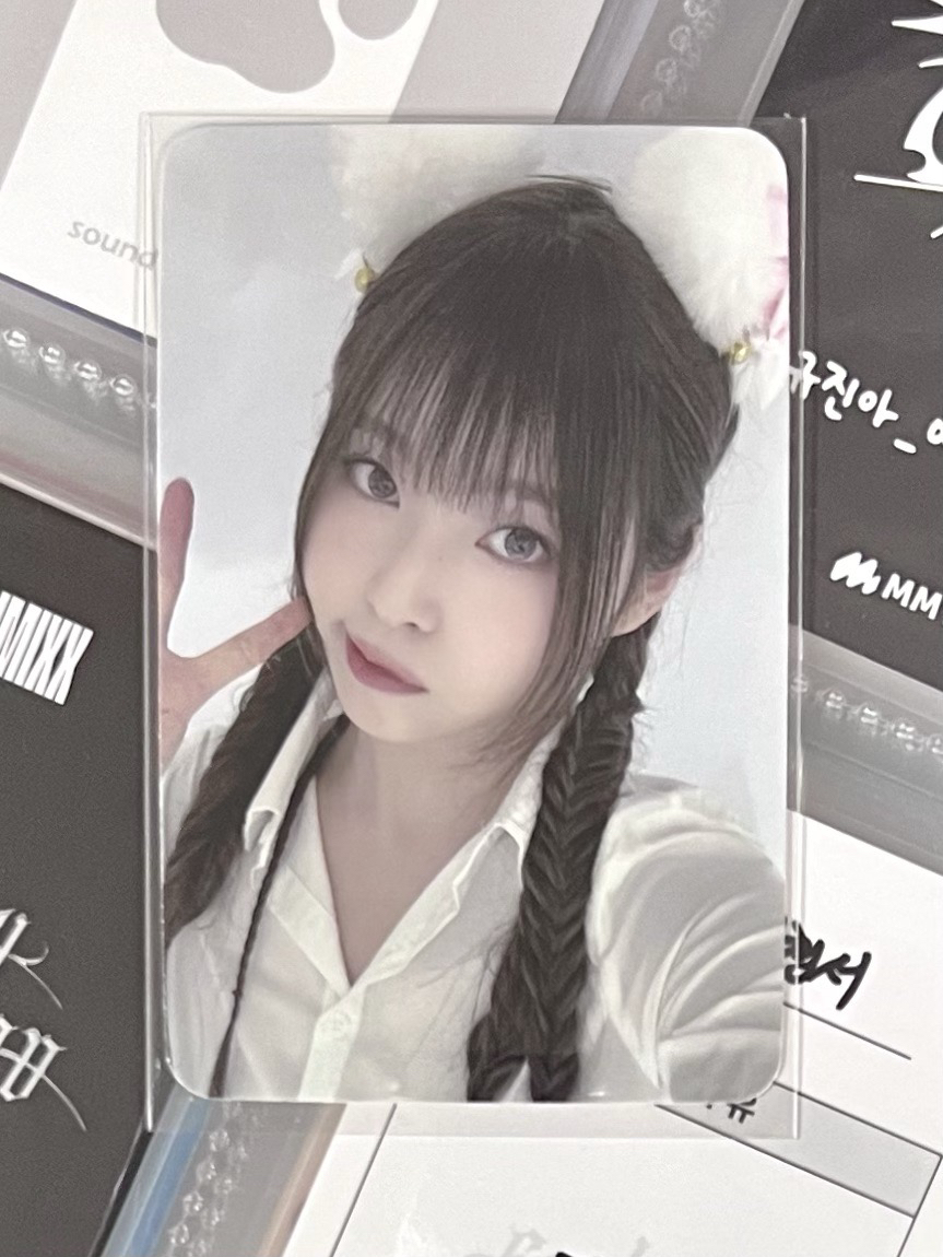 💫 NMIXX 白貓友