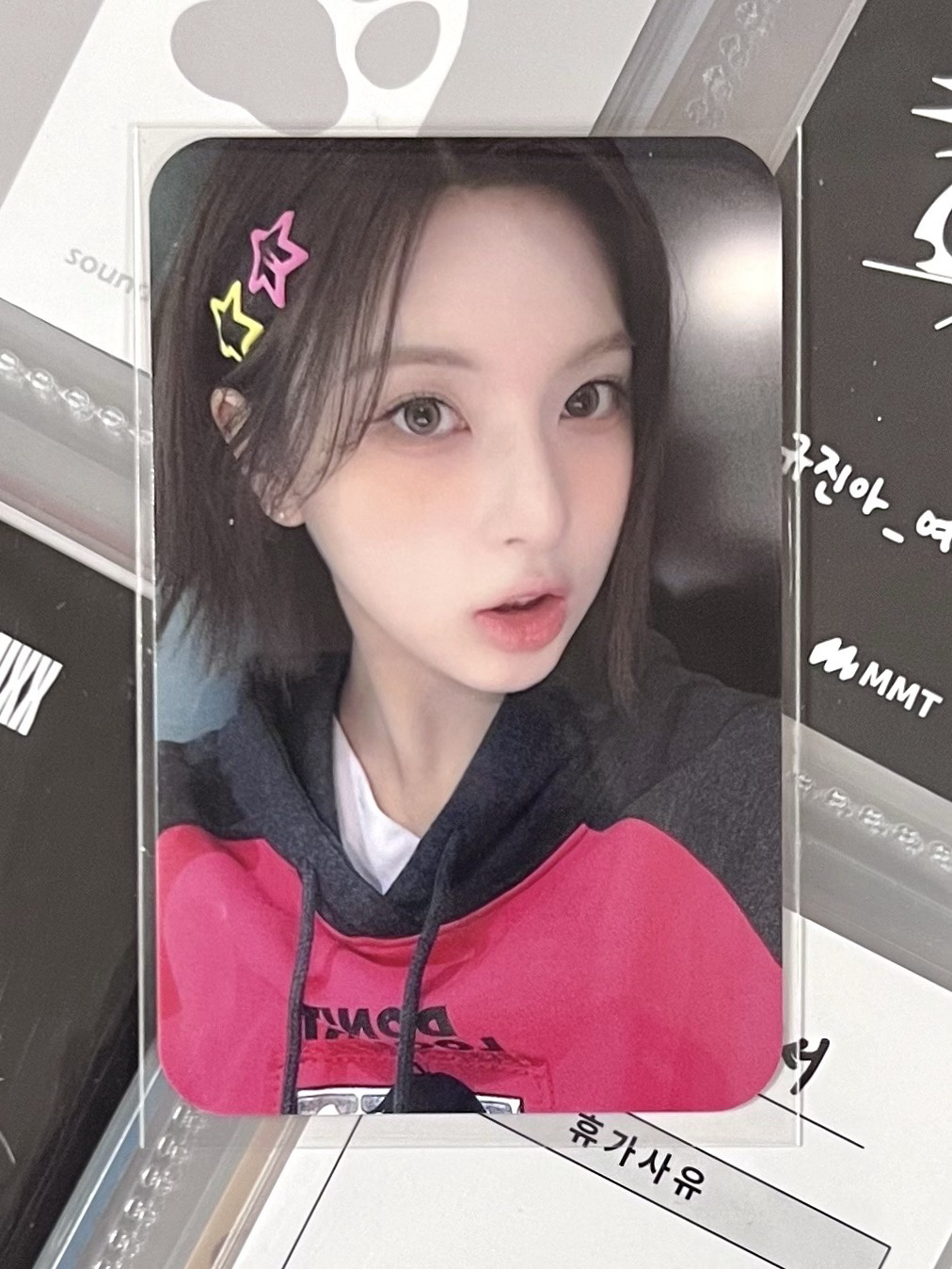 NMIXX 星星髮夾裴