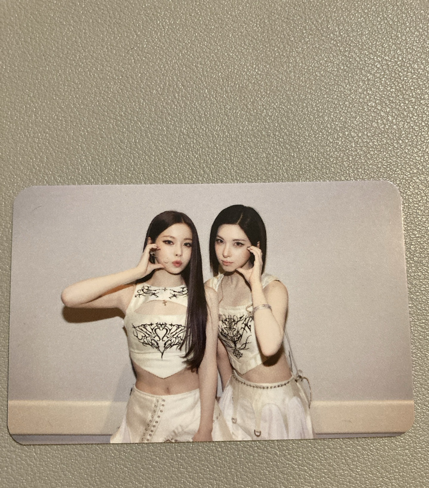 1元起標活動 一巡寫真yes24團卡特典