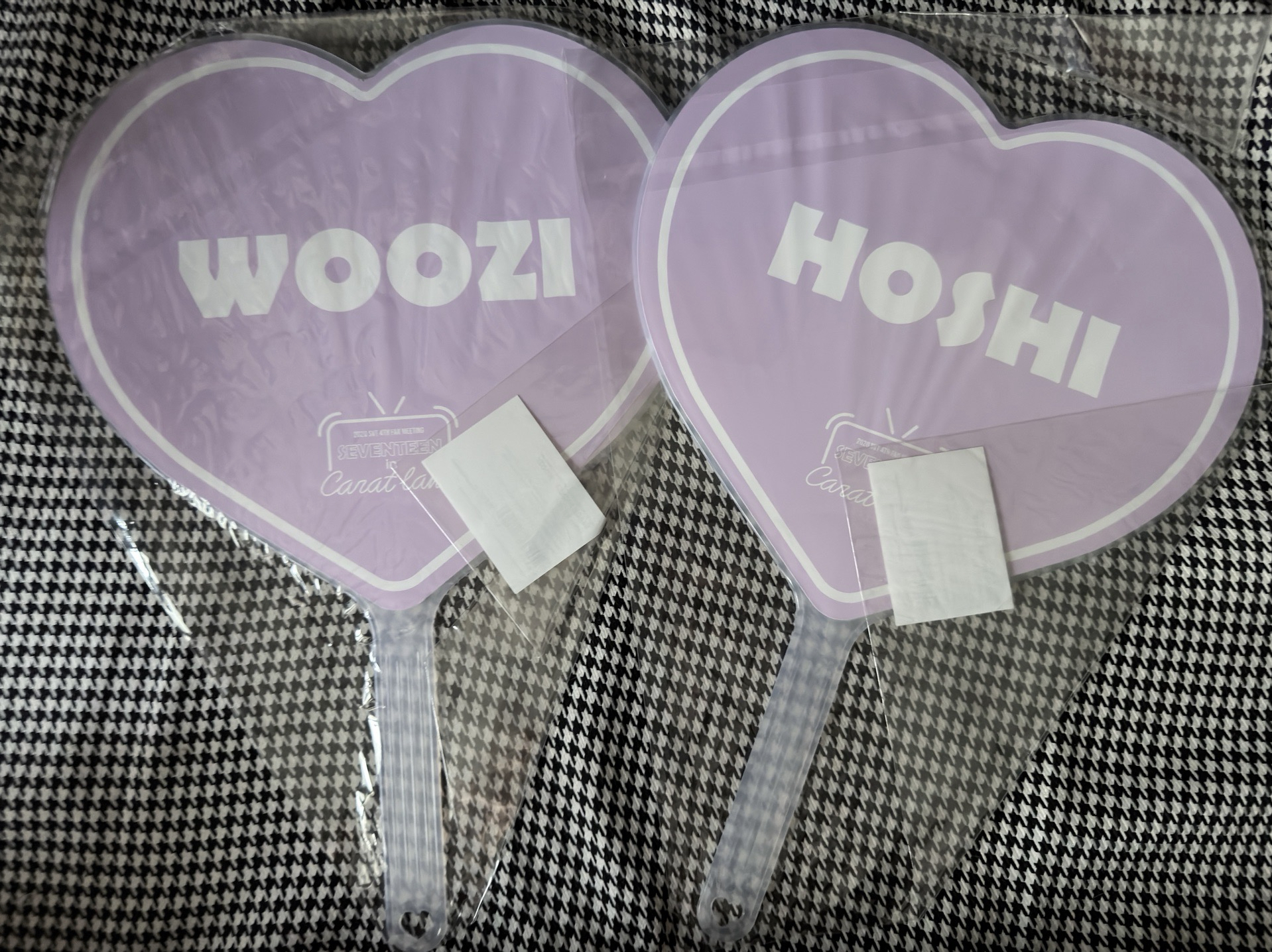 （全新未拆現貨兩支不拆售 紙箱寄出 可當日寄出）seventeen 豪雨 愛心扇