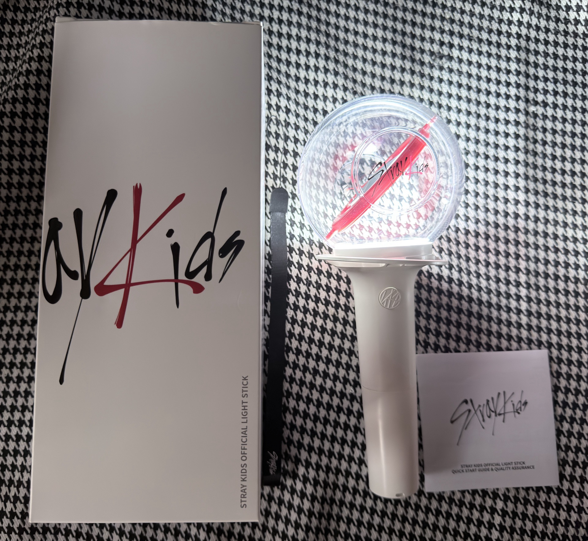 （現貨 紙箱寄出 一日寄出）straykids skz 一代手燈