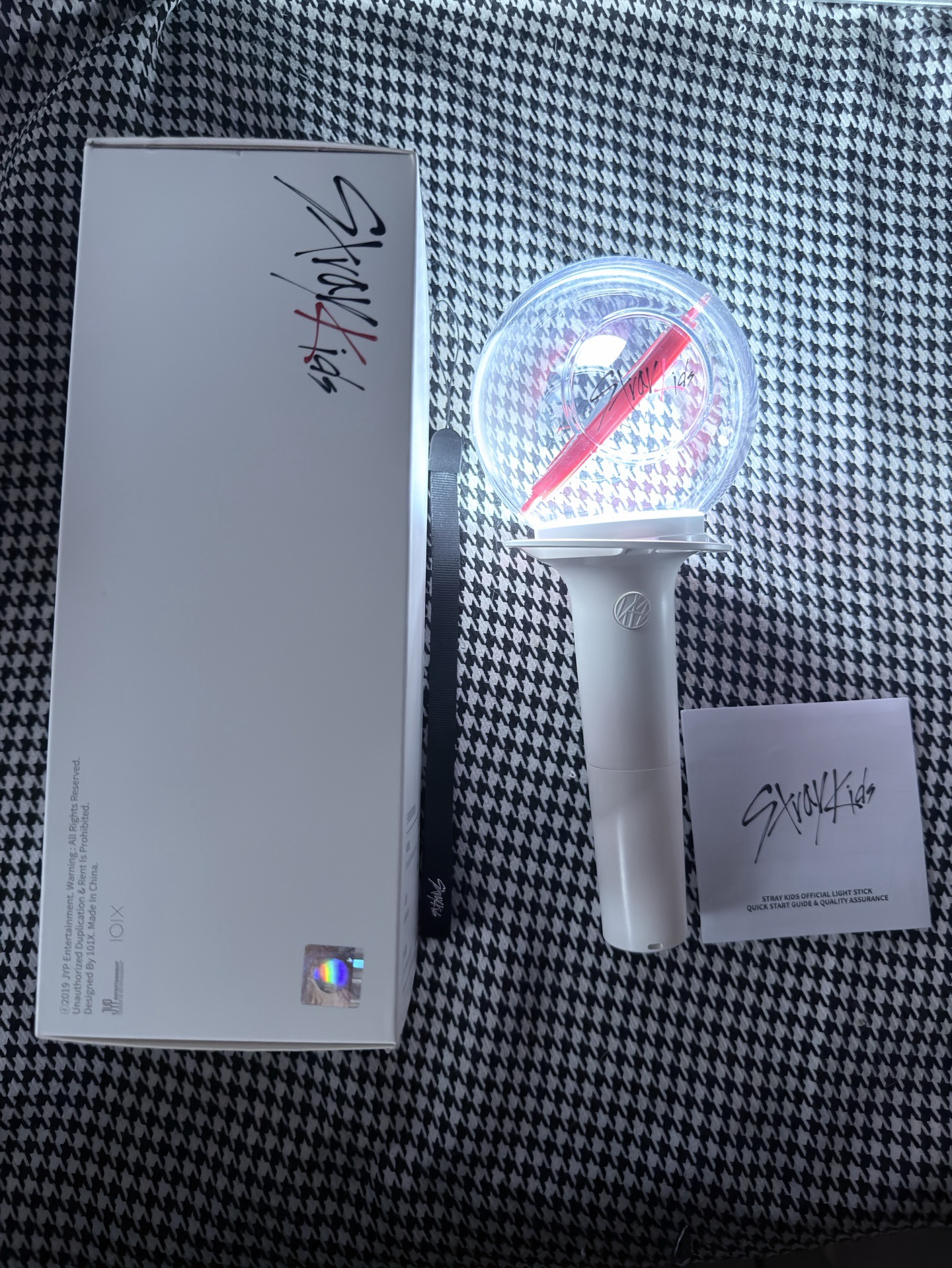 （現貨 紙箱寄出）straykids skz 一代手燈