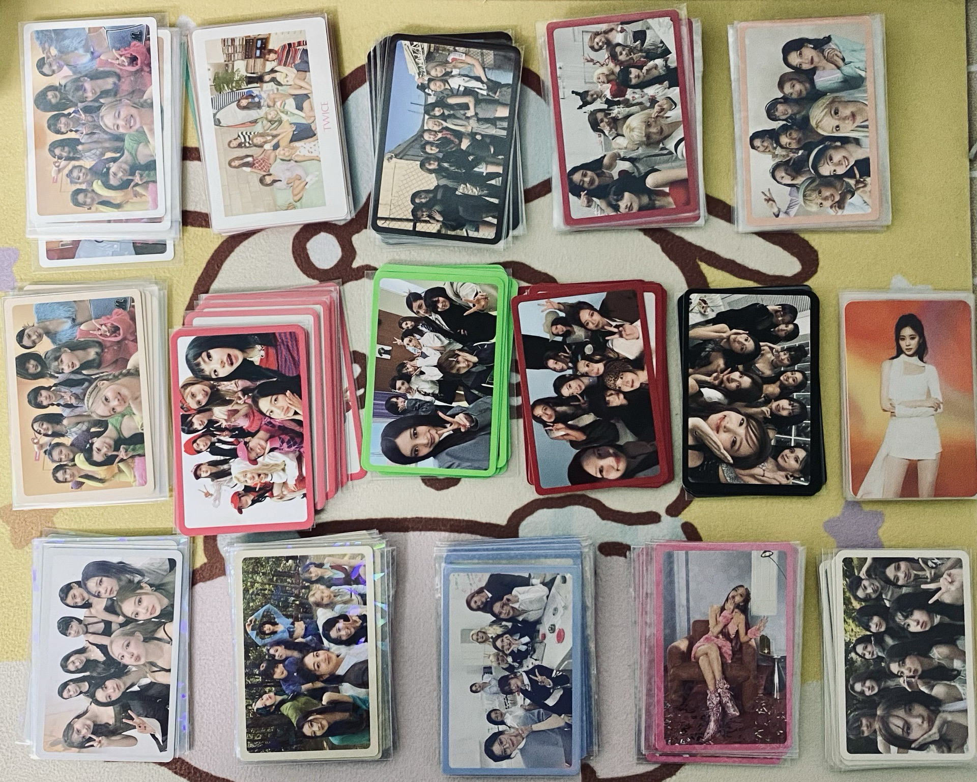 TWICE 15套預購禮小卡+橘版電子專固配