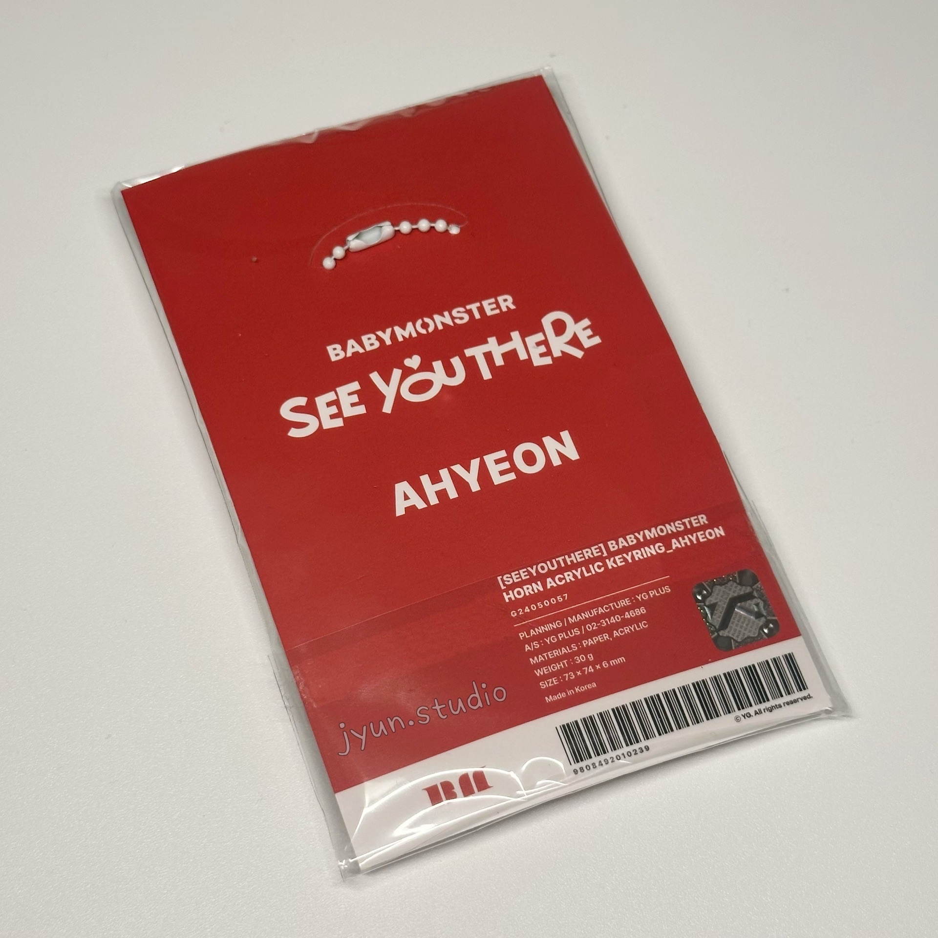 Ahyeon 賢 [惡魔角壓克力相片吊飾] SEE YOU THRER 周邊