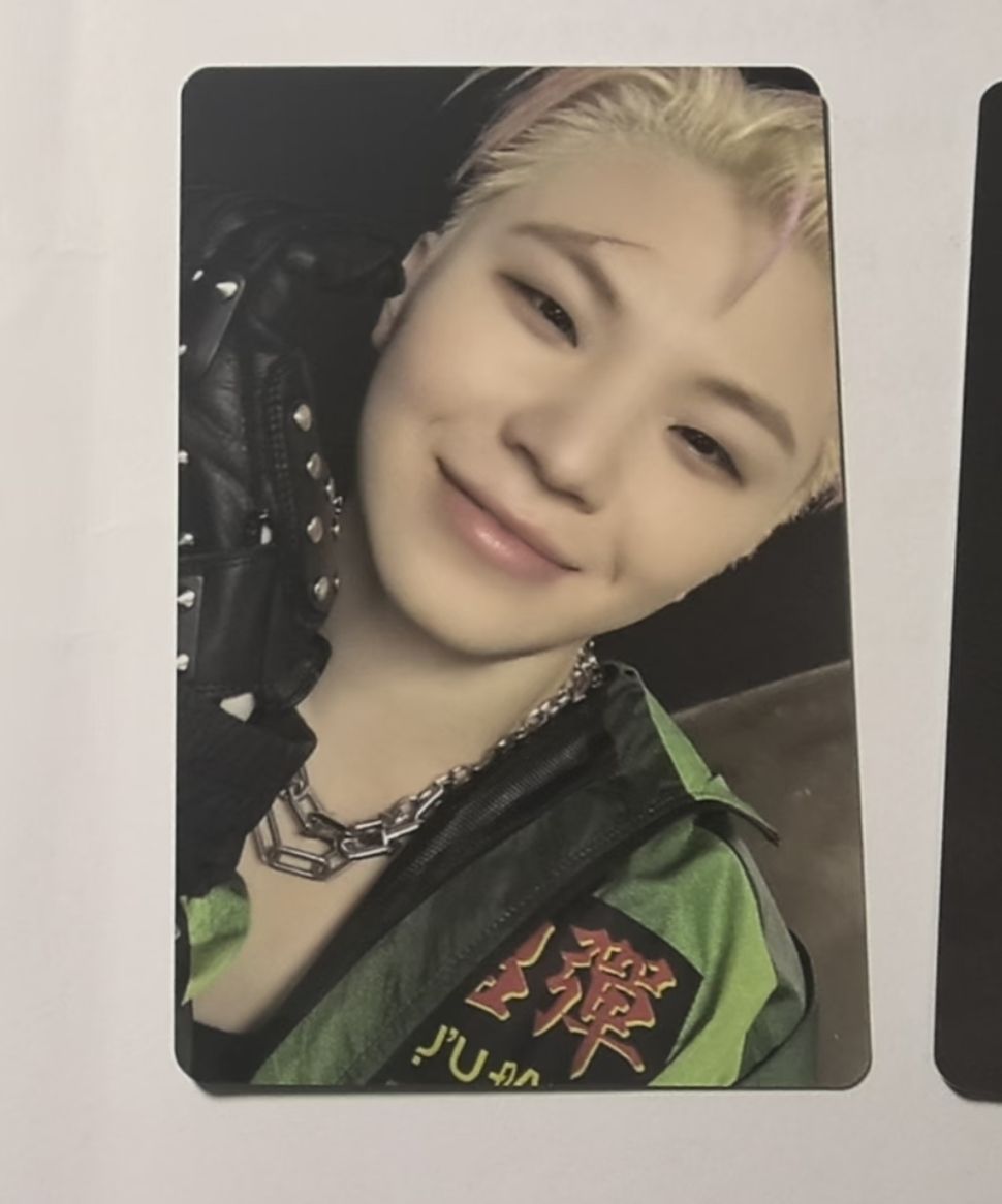 正五 yzy C 簽售卡 