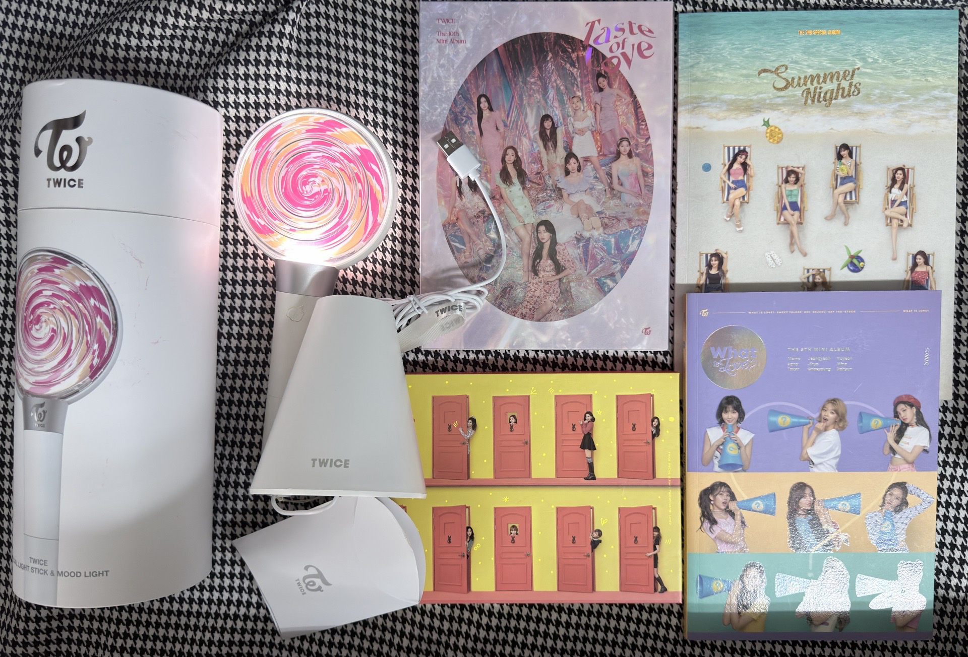 （現貨 整圖出 可當日寄出）twice 一代手燈 糖果棒 專輯