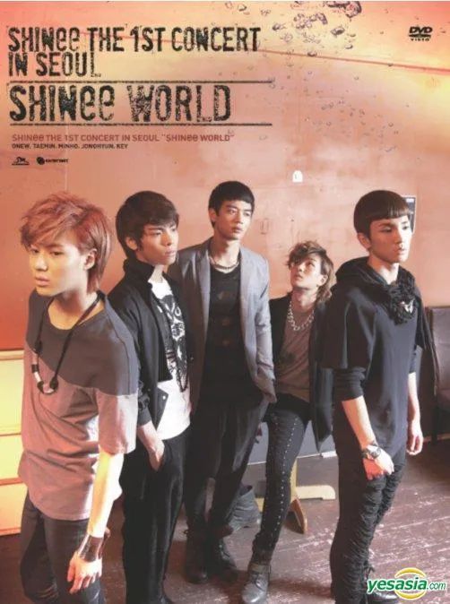 SHINee WORLD