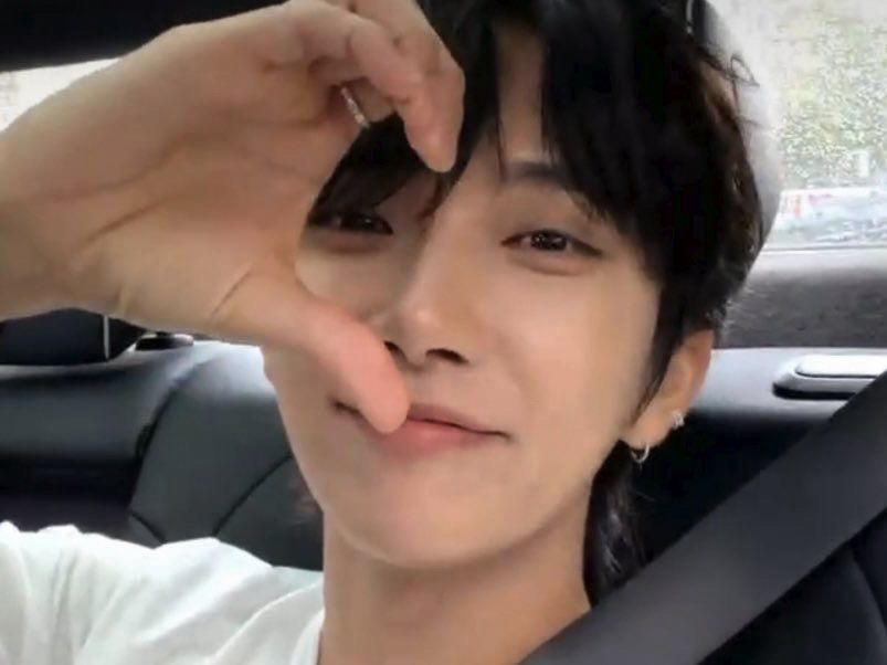 哪來的紳士（按完成訂單呀各位克拉💕