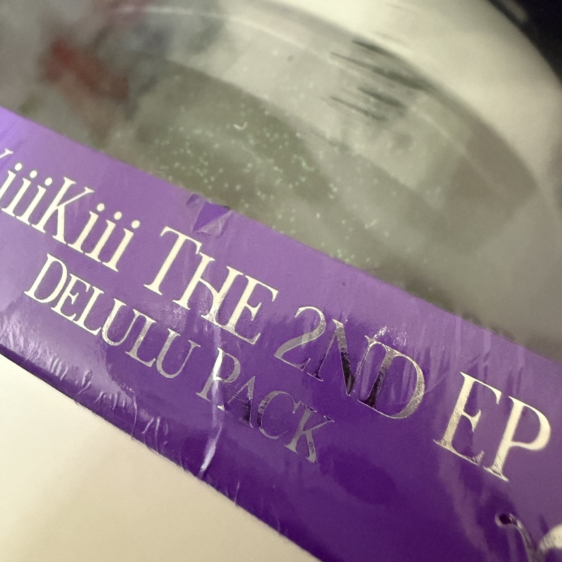KiiiKiii The 2nd EP [Delulu Pack] (Bubble. Ver.)有盒損