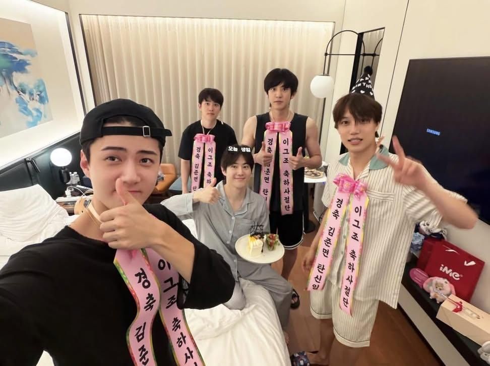 EXO八輯小卡區（圖片以選項放的為主，特典卡降價售）