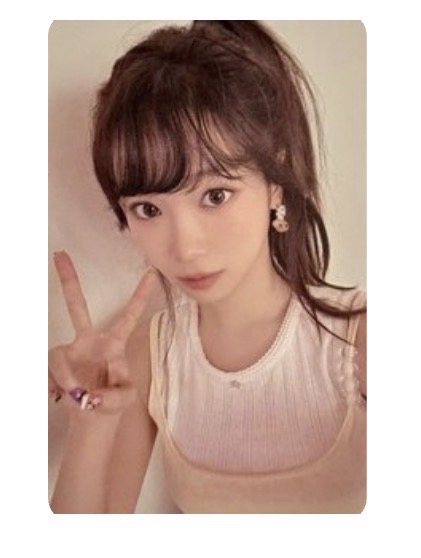 Le sserafim Kpop Nara采