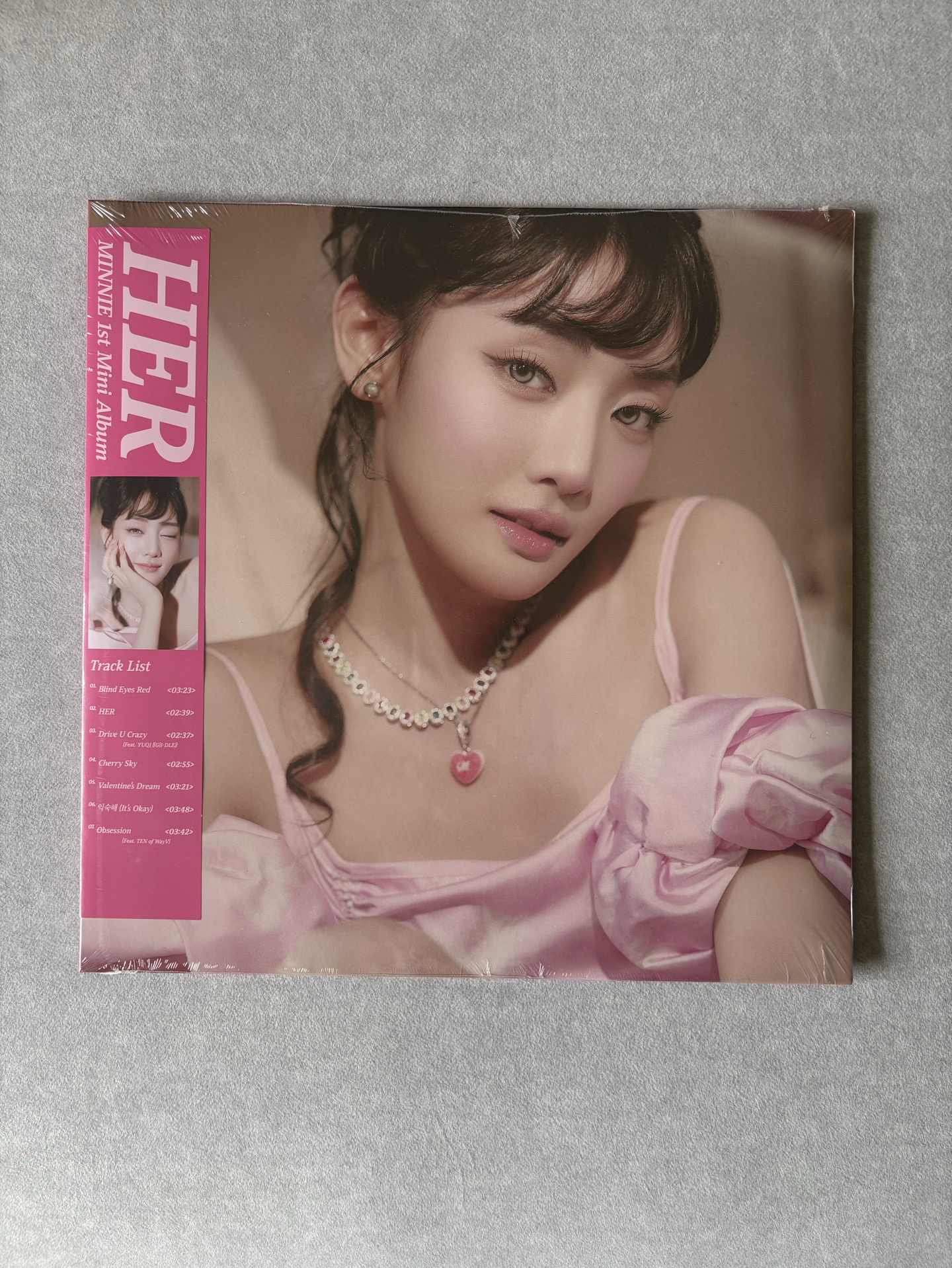 妮lo1黑膠 二販