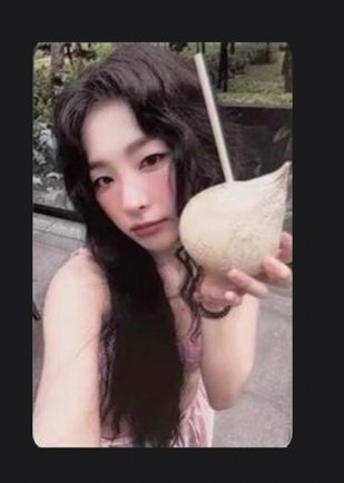 瑟琪 KMS特典卡 中文卡背