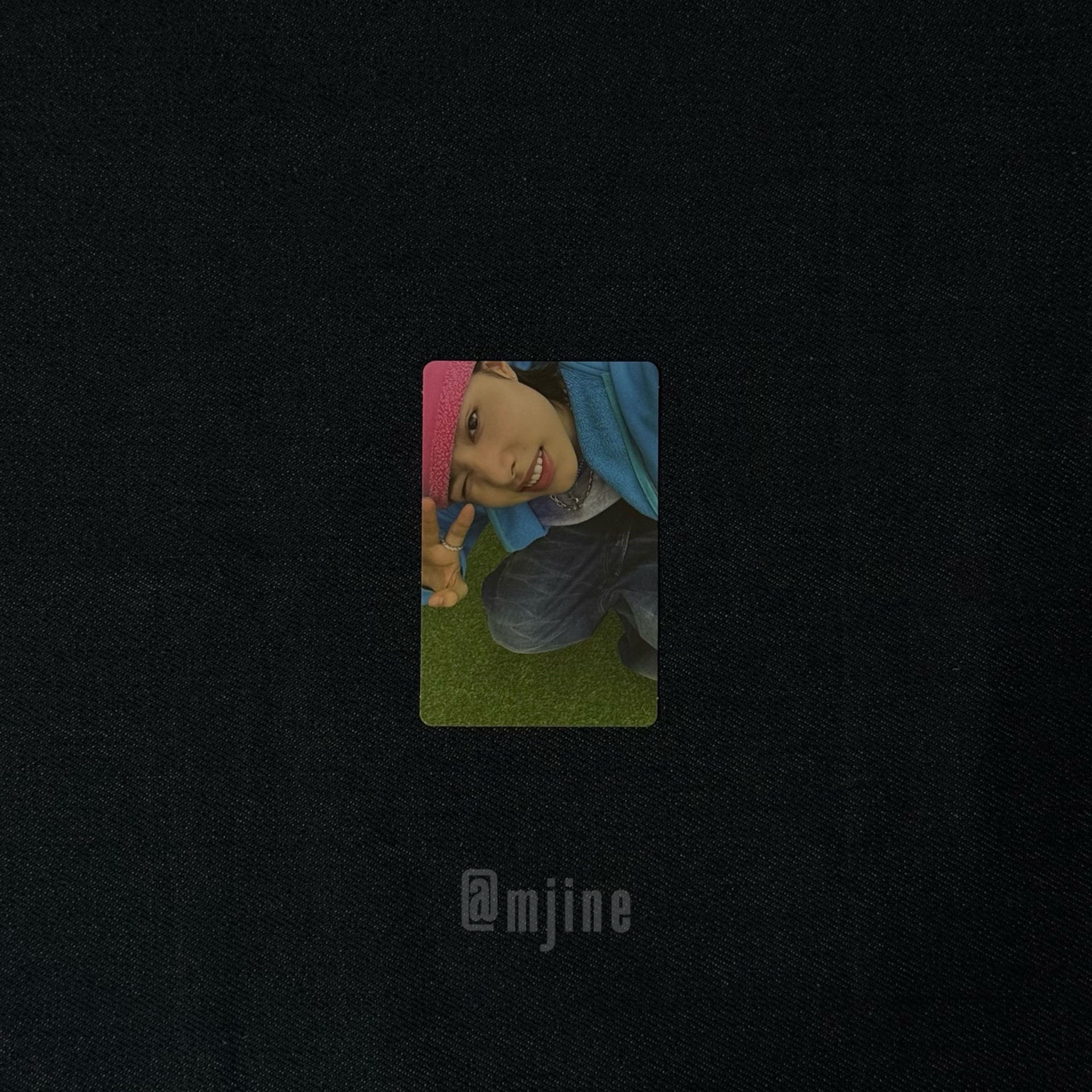 路易 迷你一 專輯卡 Magazine Ver.