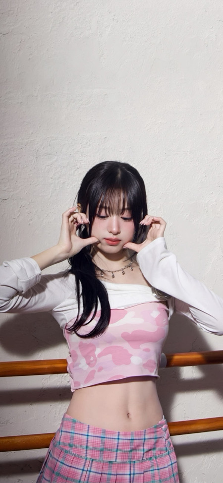 彤
