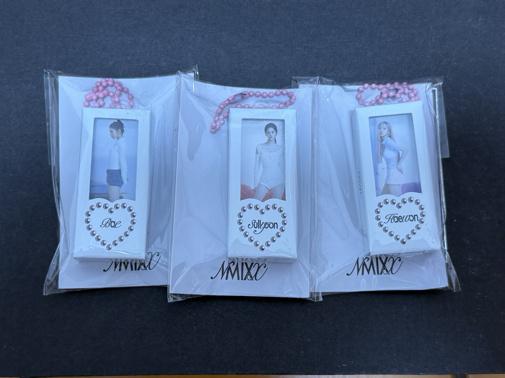 NMIXX BAE 薛 嫄 官方周邊壓克力吊飾組