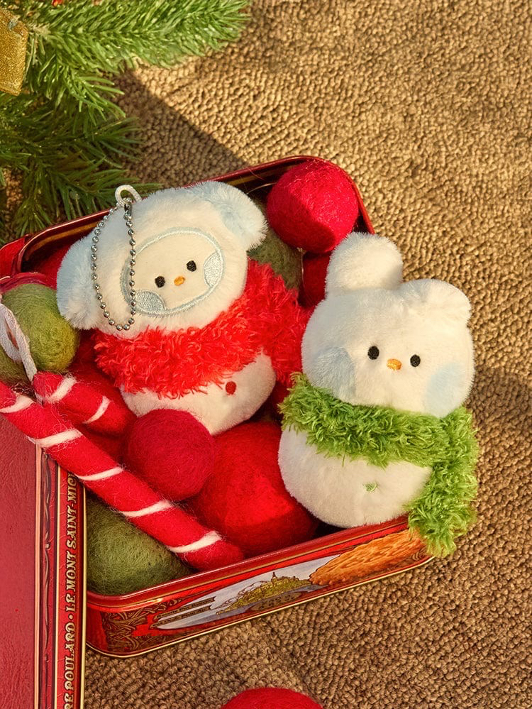 BT21 迷你雪人毛絨鑰匙圈 隨機款 節日款