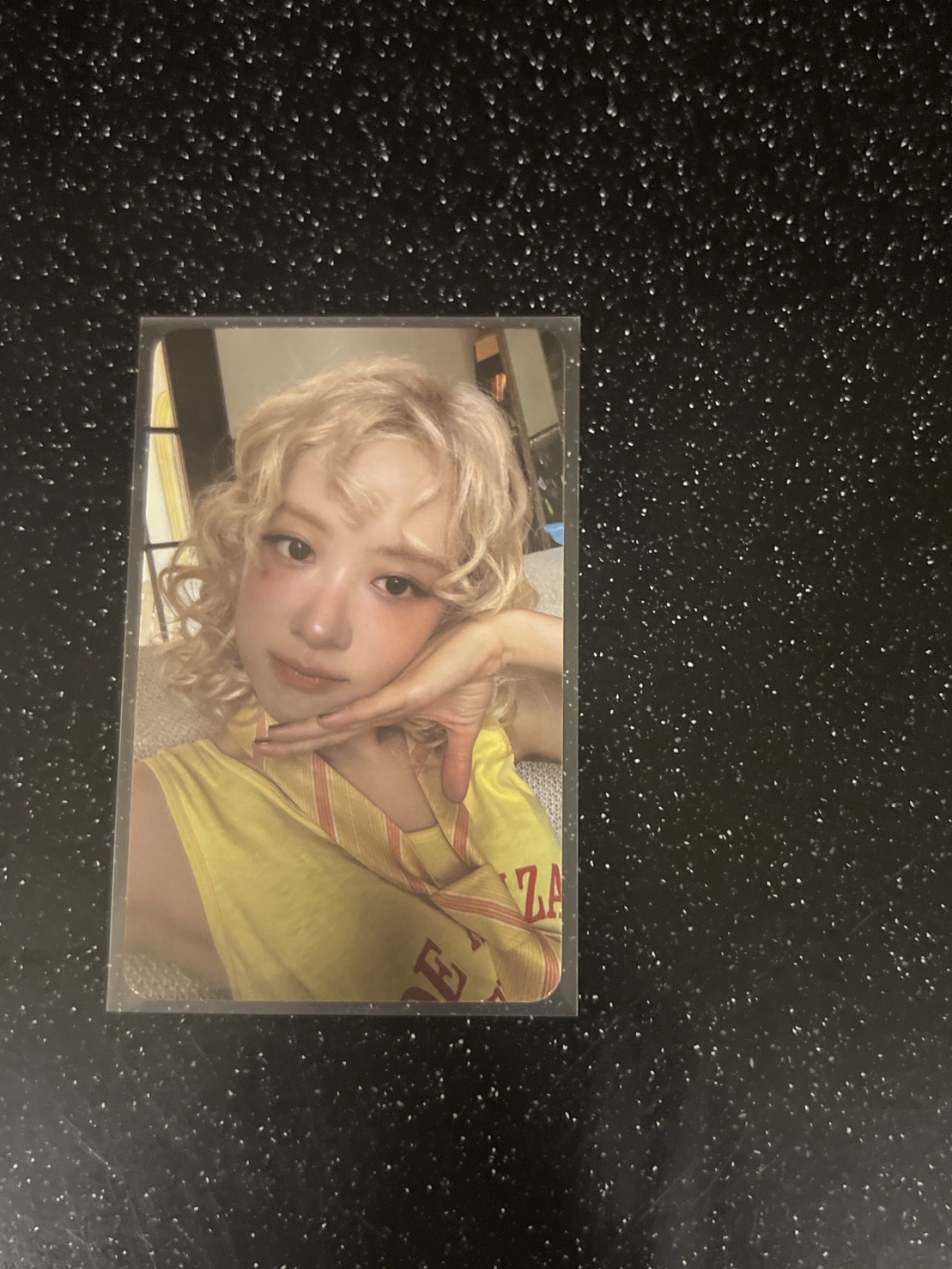 rosie 專輯卡  托腮肉