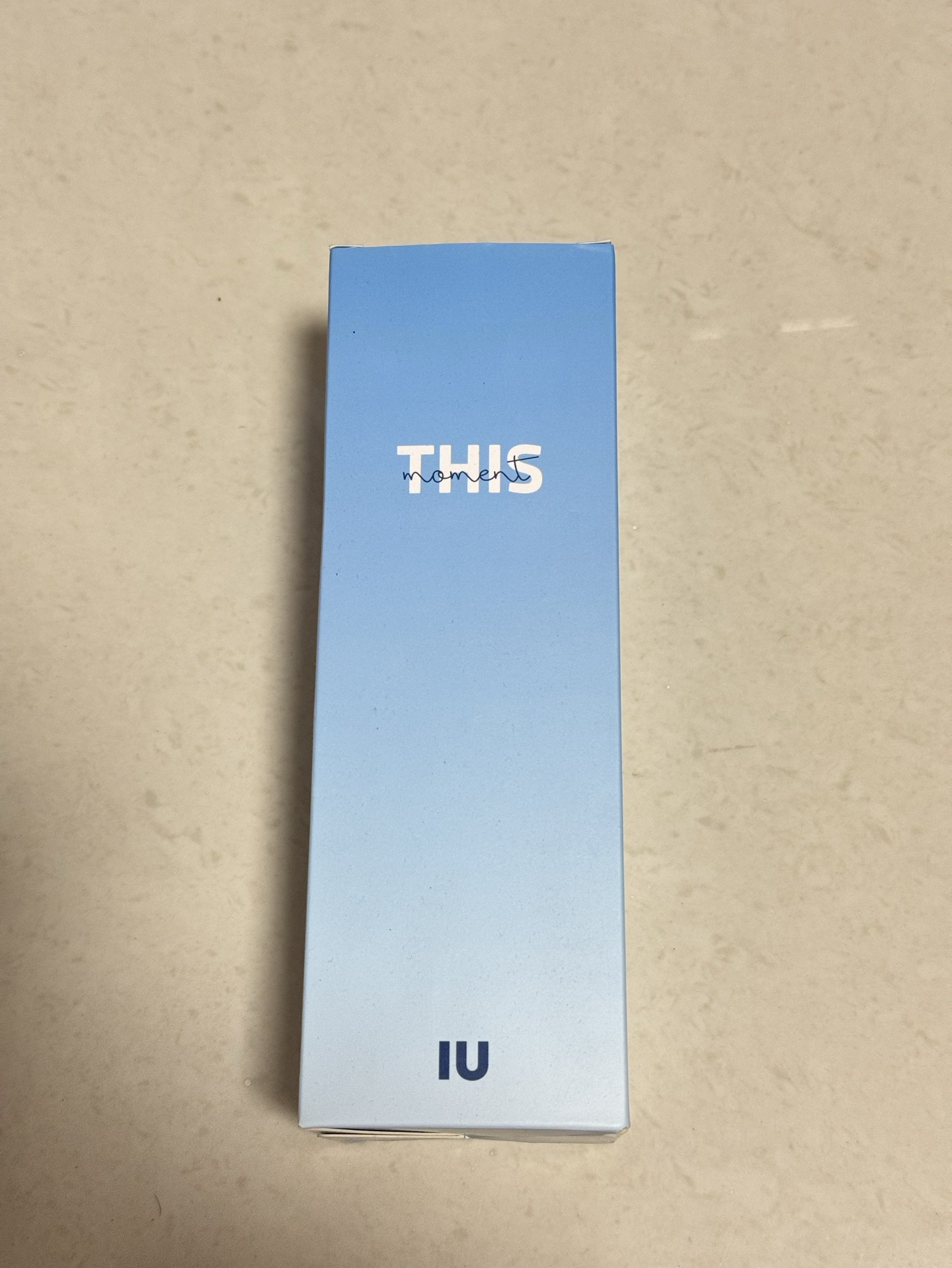 IU The Present 水壺（藍款）