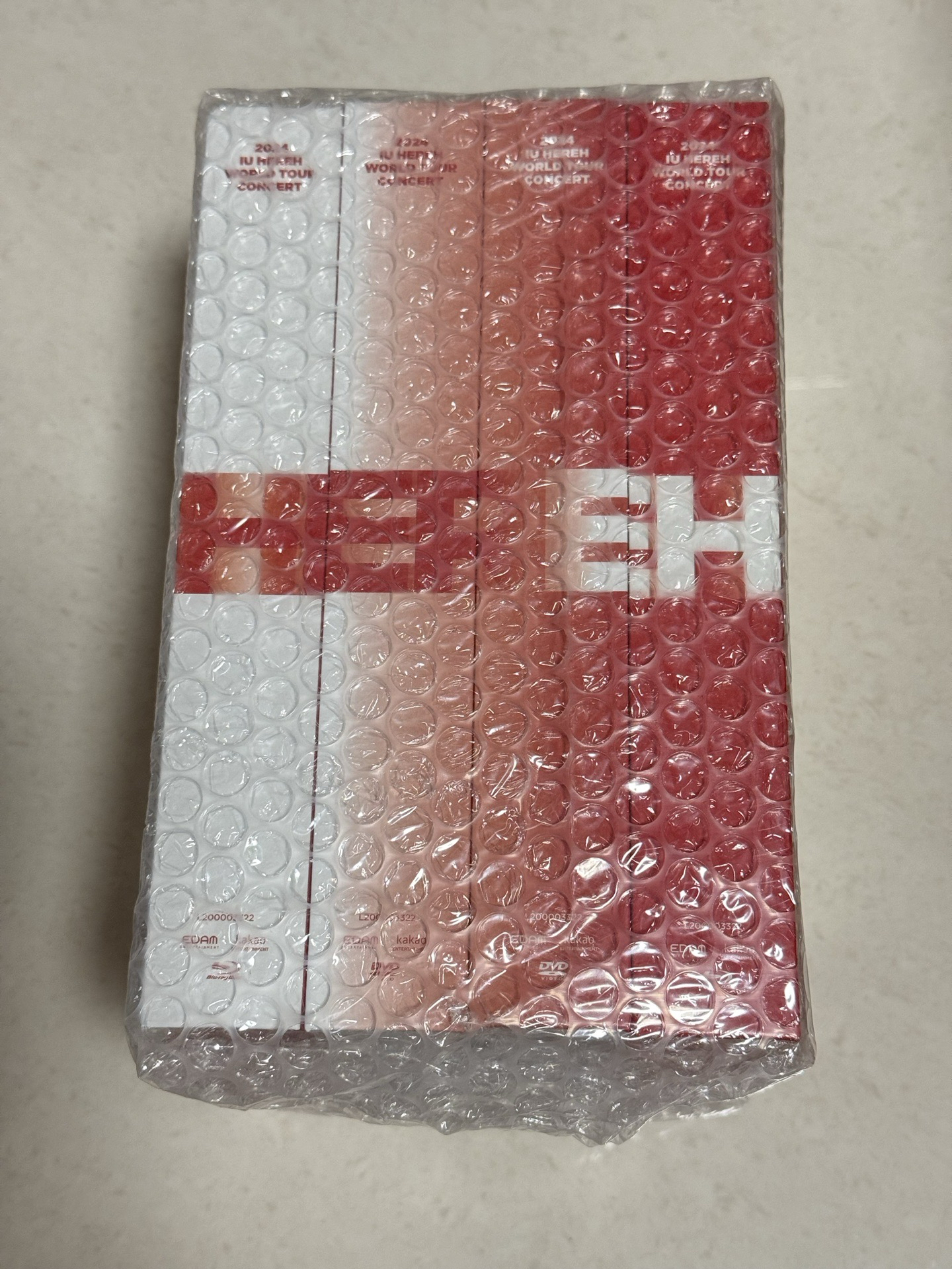 2024 IU HEREH WORLD TOUR CONCERT BLU-RAY+DVD SET. 世巡藍光