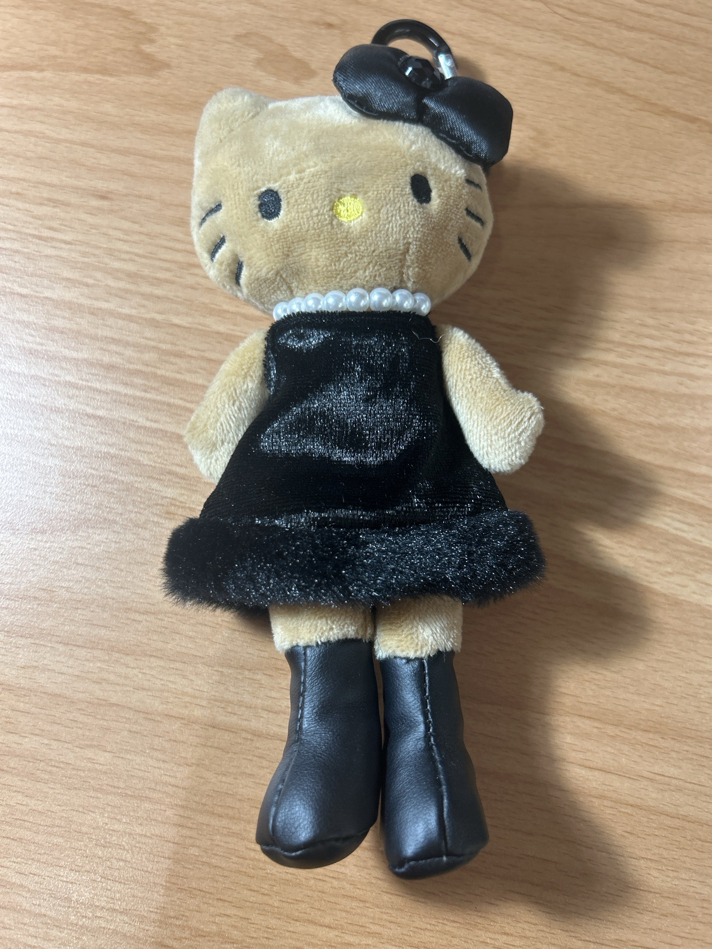 長腿黑皮kitty